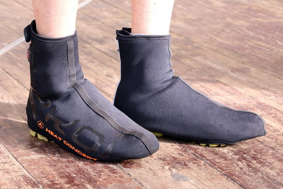 10 of the best cycling overshoes — what to look for in winter foot