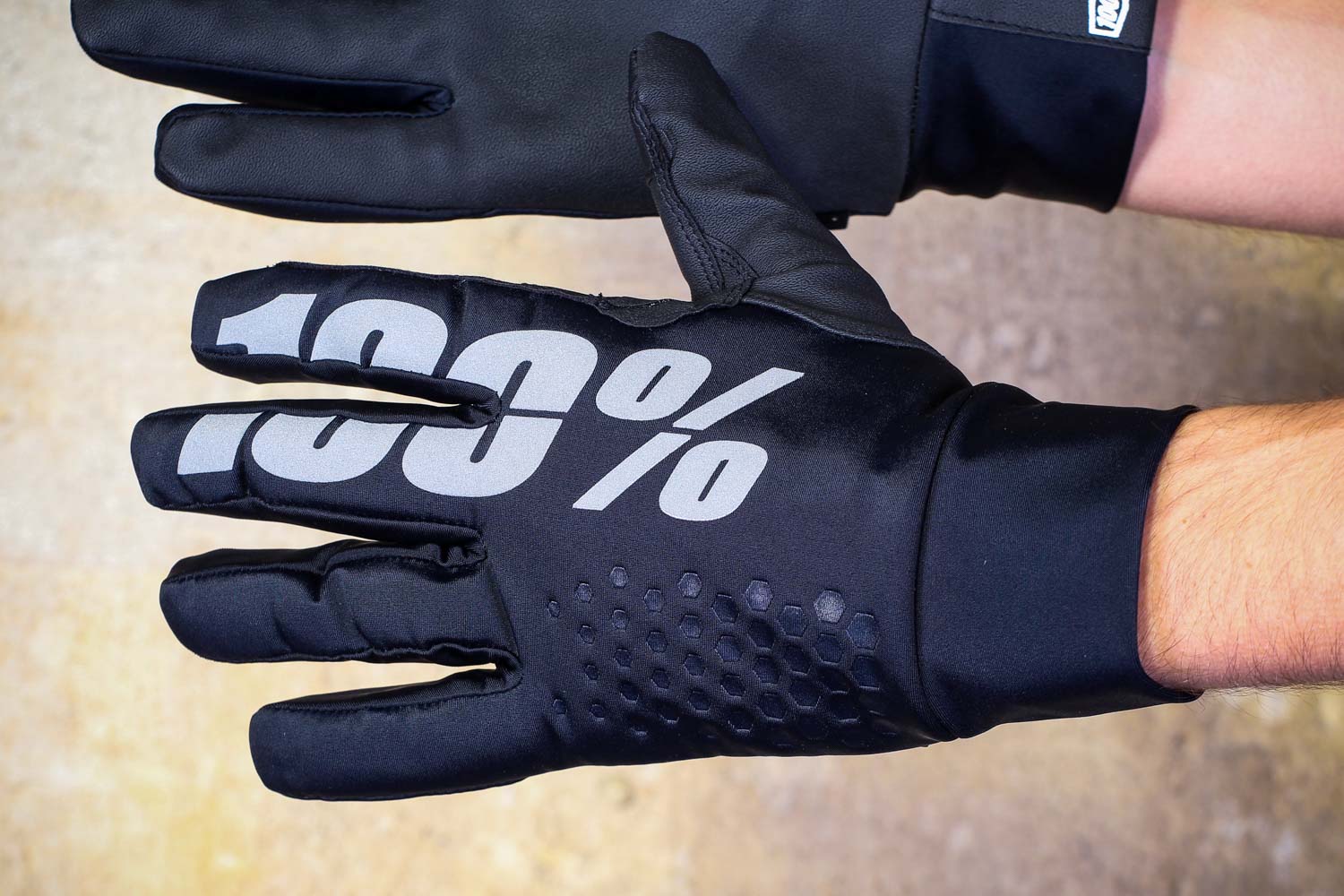100 percent cycling gloves