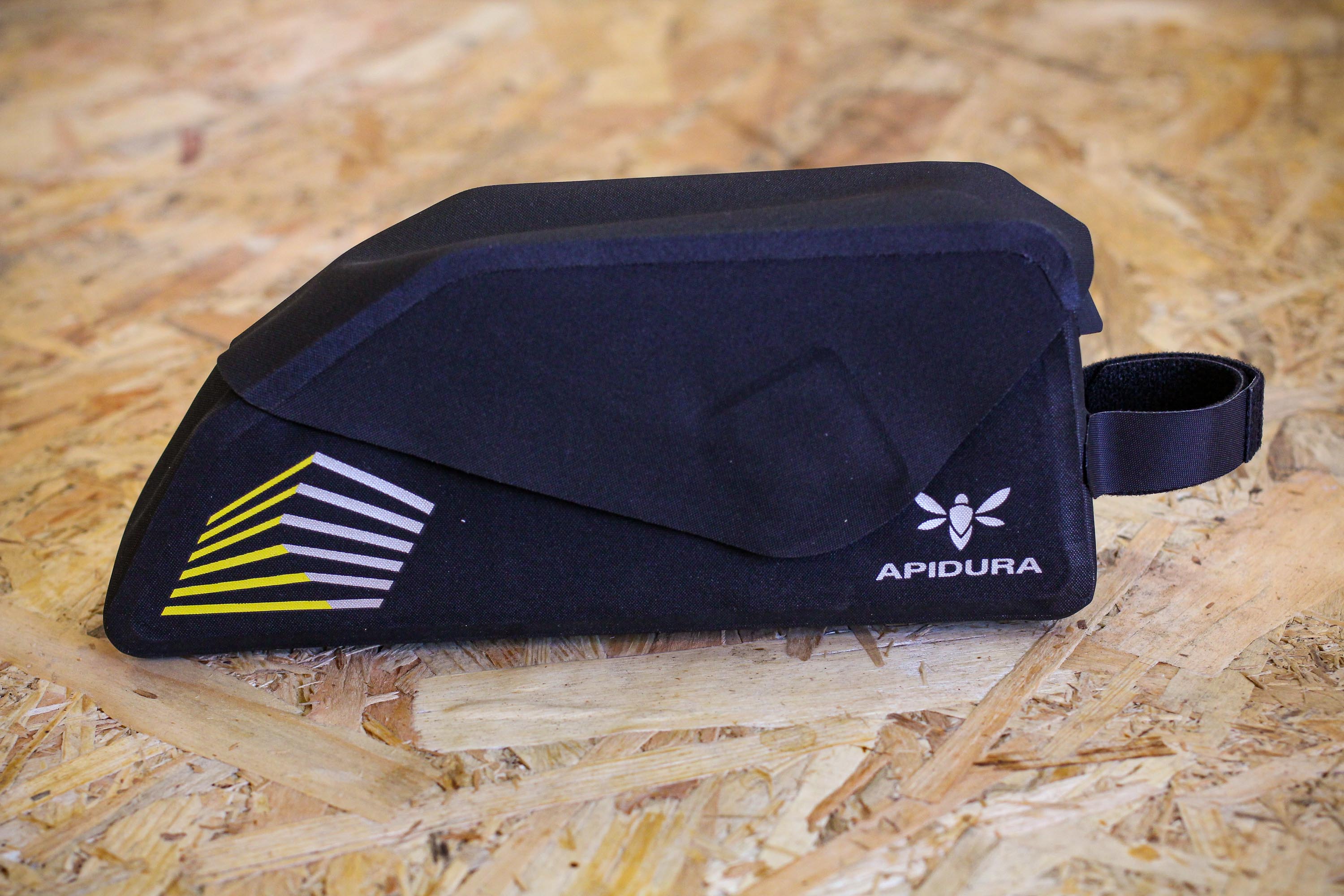 apidura bolt on top tube bag