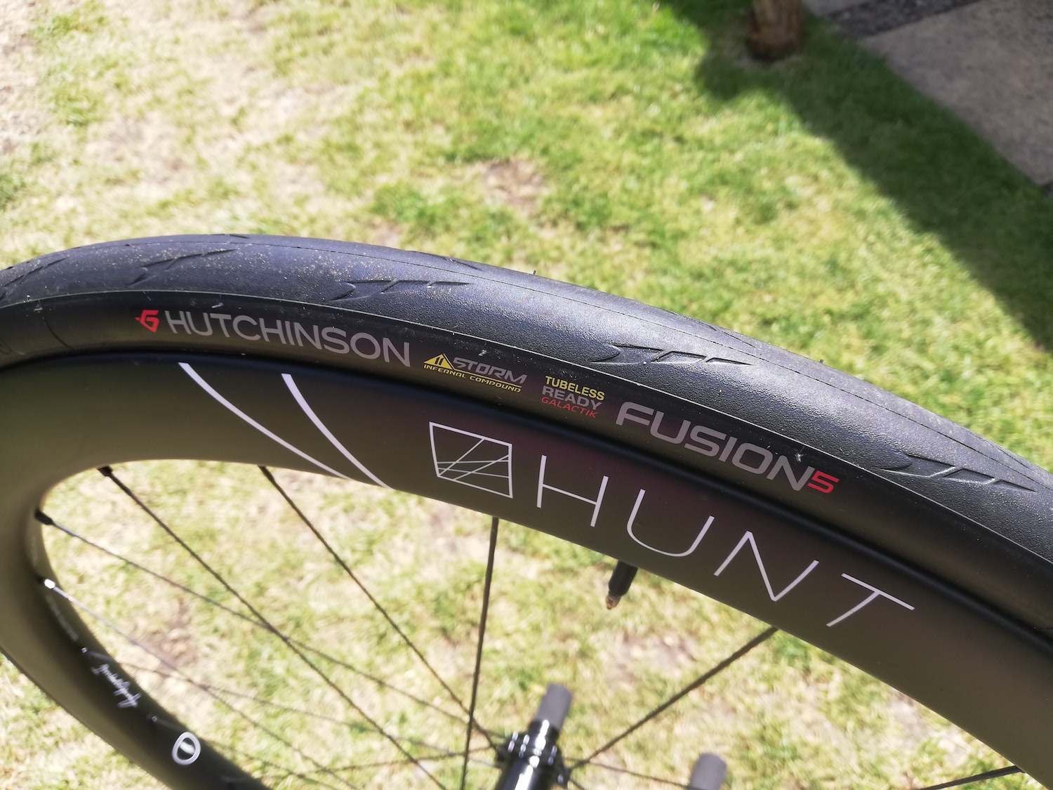 Review: Hutchinson Fusion 5 Galactik road tyre | road.cc