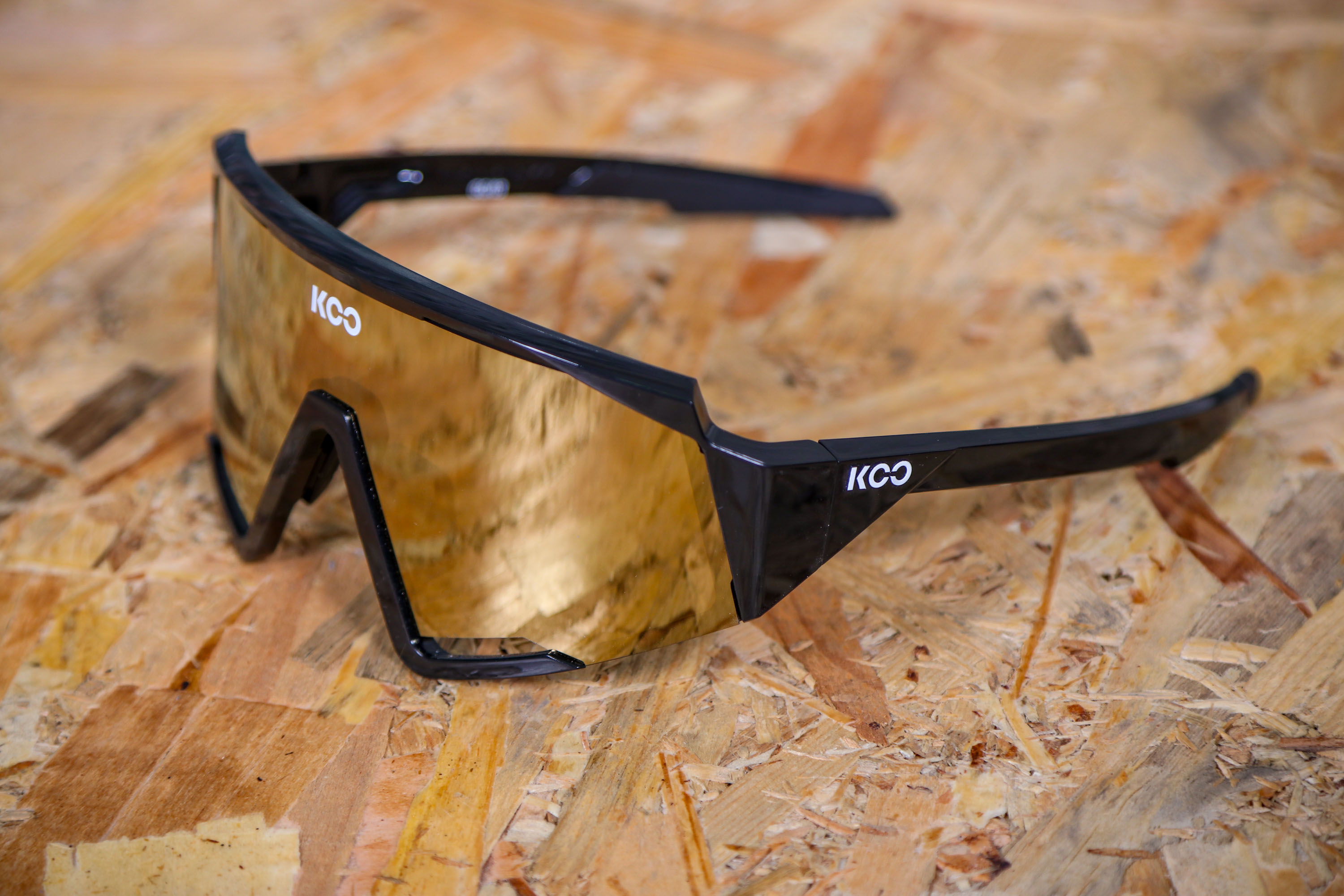 KOO Spectro Cycling Sports Sunglasses Zeiss Lens White/Green 