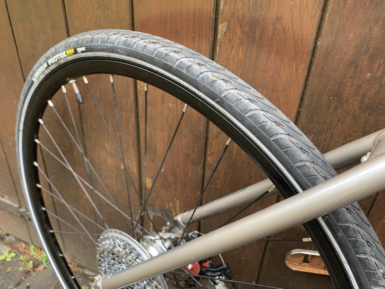 michelin protek bicycle tire