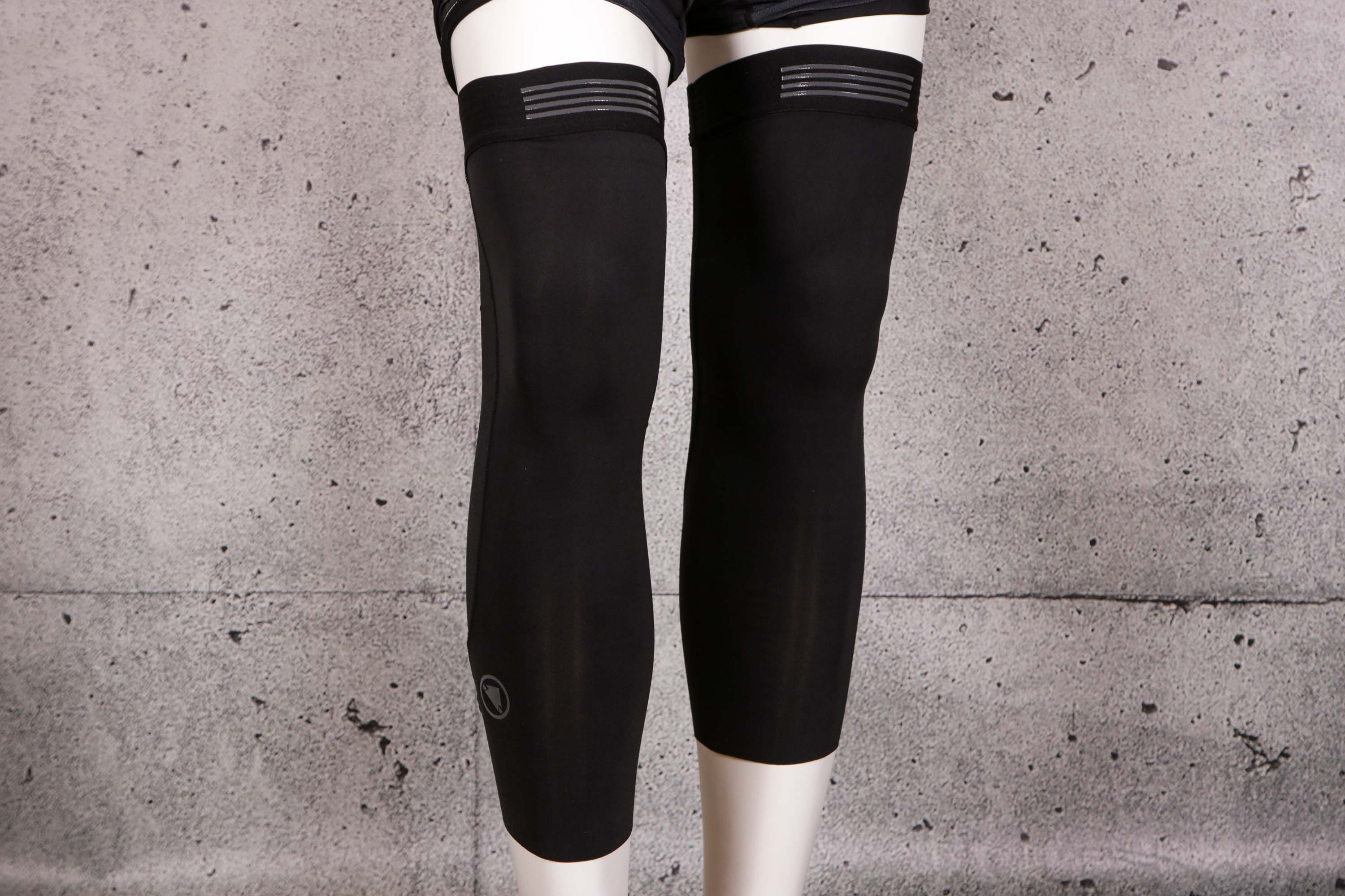 Review: Endura Pro SL Knee Warmers II | road.cc