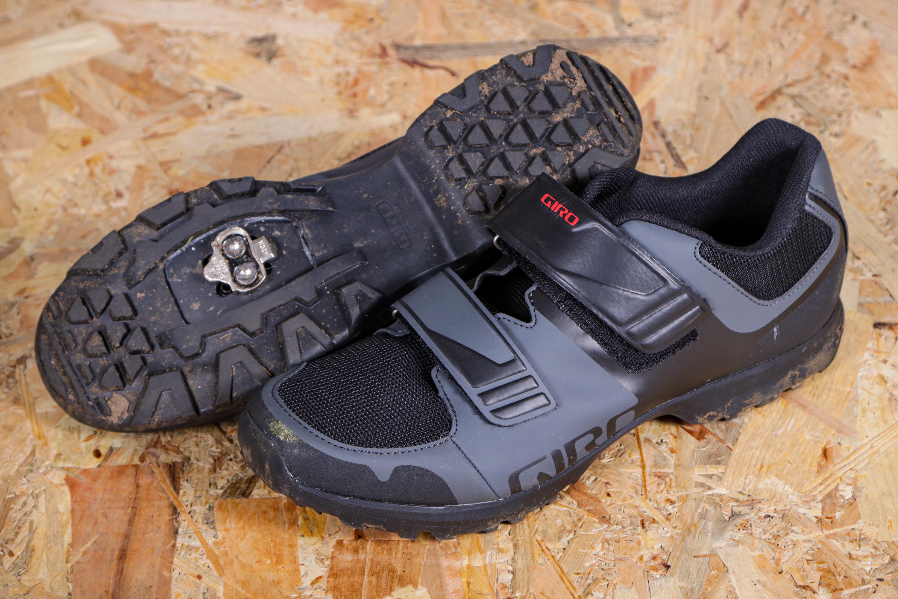 Review: Giro Berm Cover MTB Cycling Shoes 