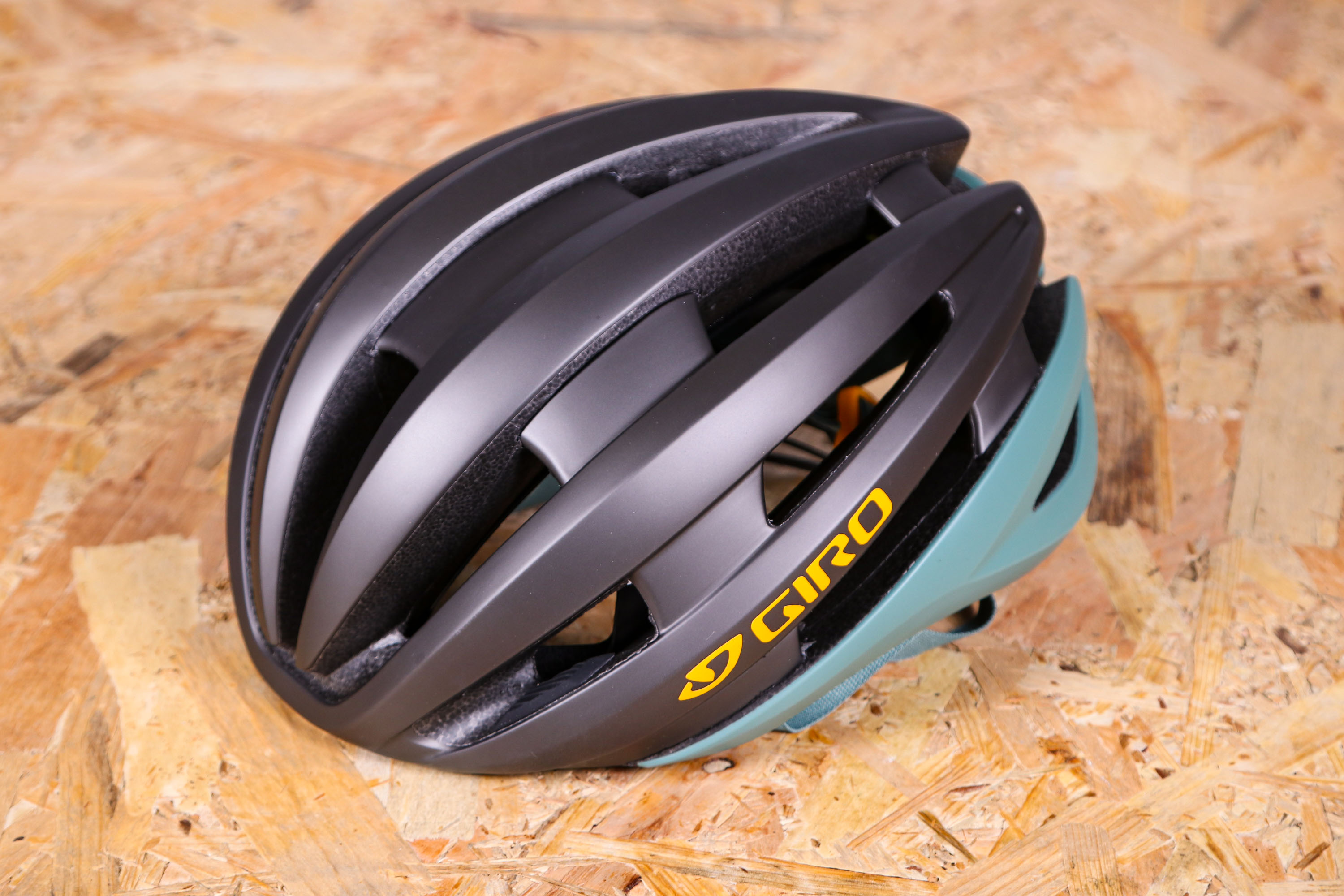 Skim Kust Voorkeur Review: Giro Synthe MIPS II Helmet | road.cc