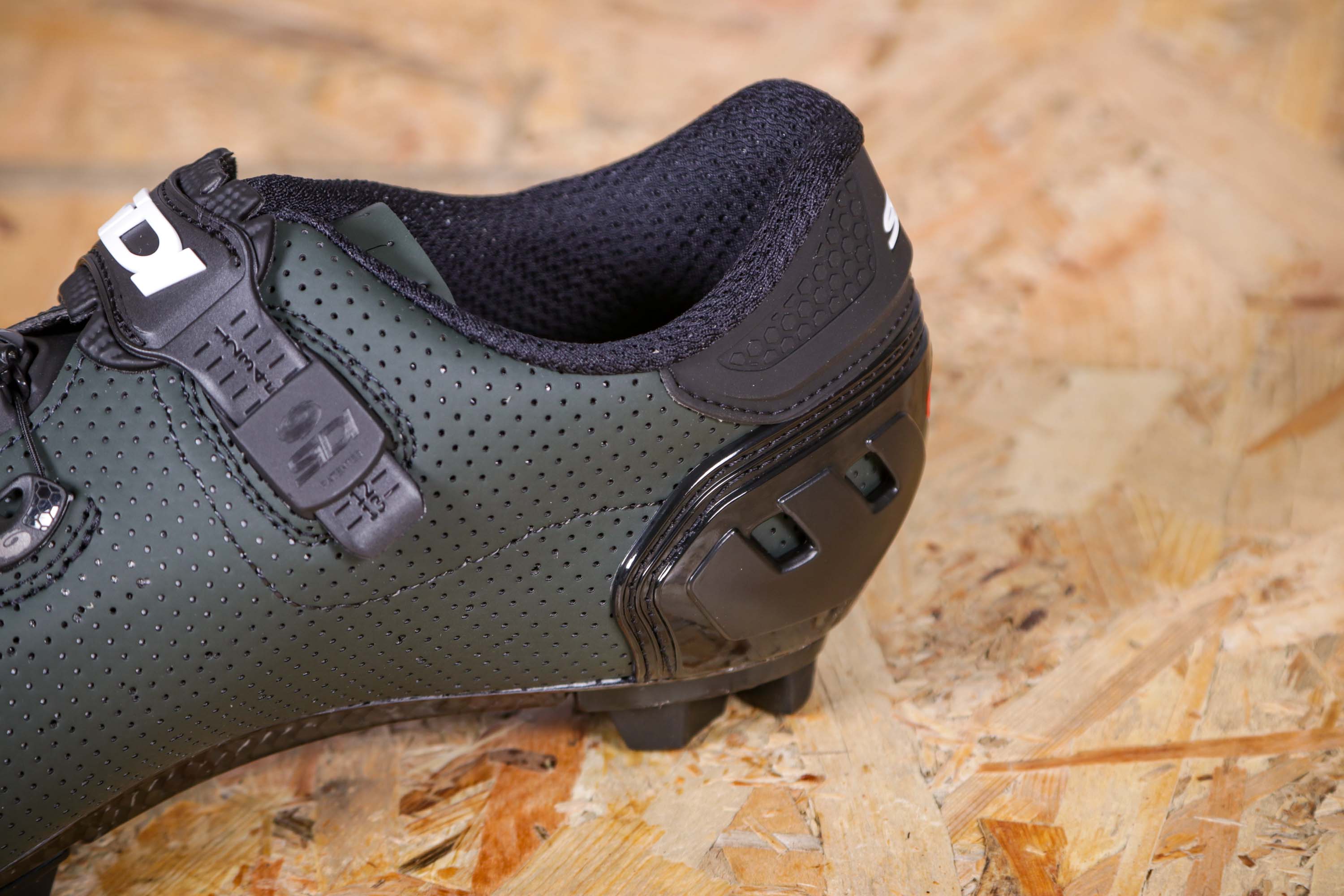 gravel bike shoes