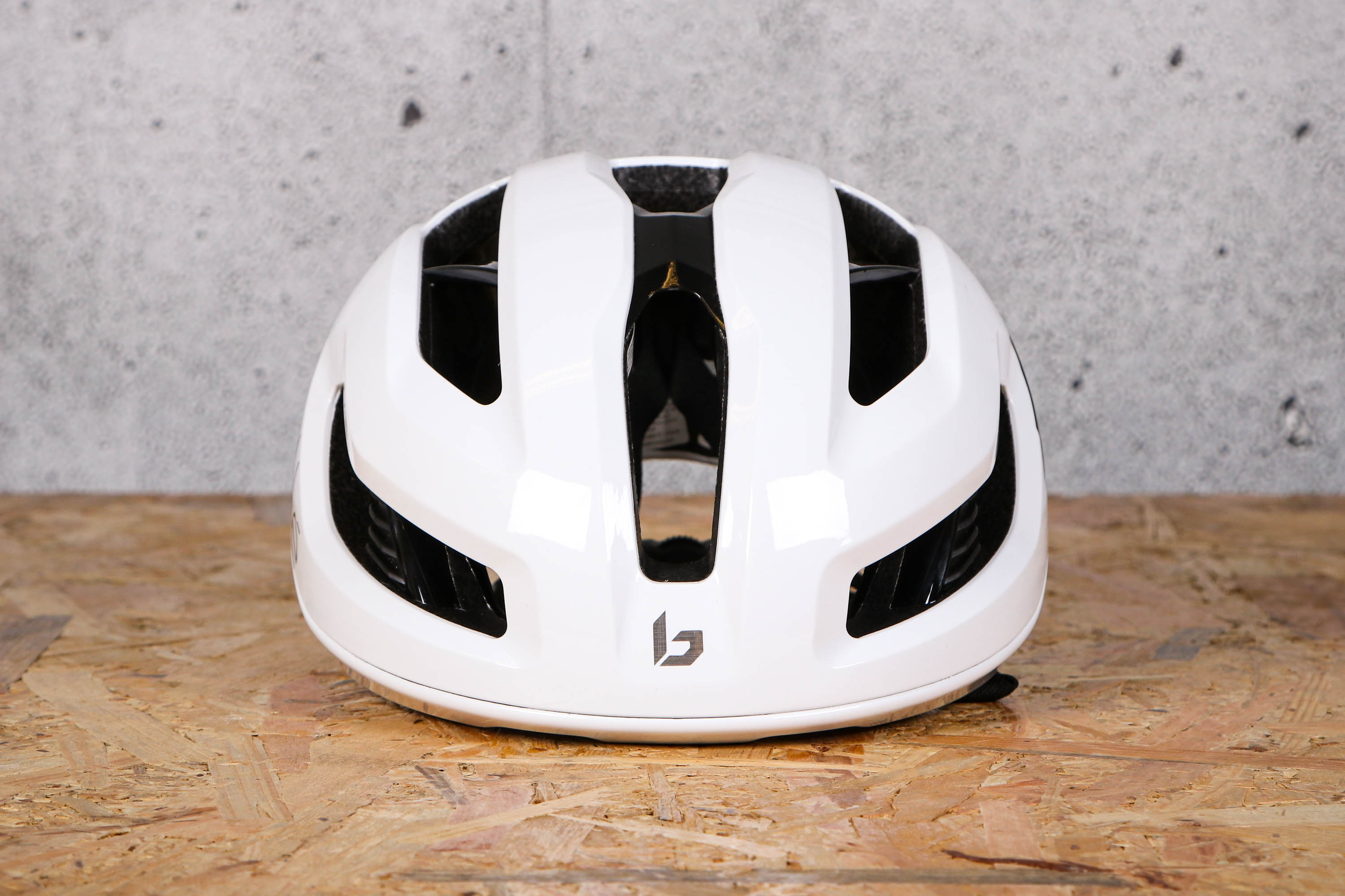 Review Boll Avio Mips Helmet Road Cc