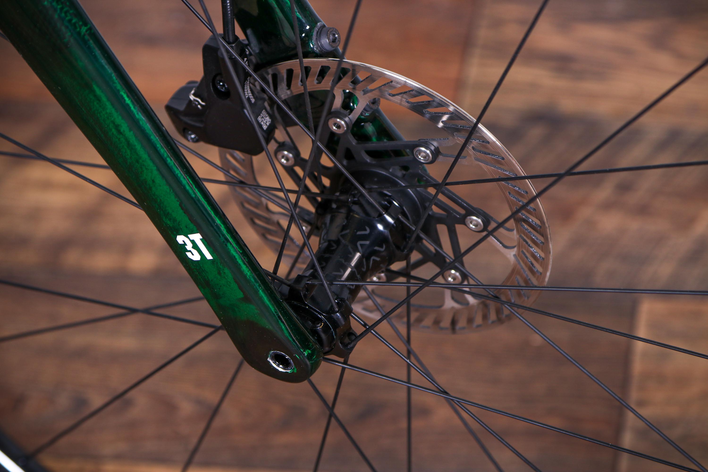 Campagnolo launches 'all-gravel' carbon wheelset weighing 1,485g | road.cc