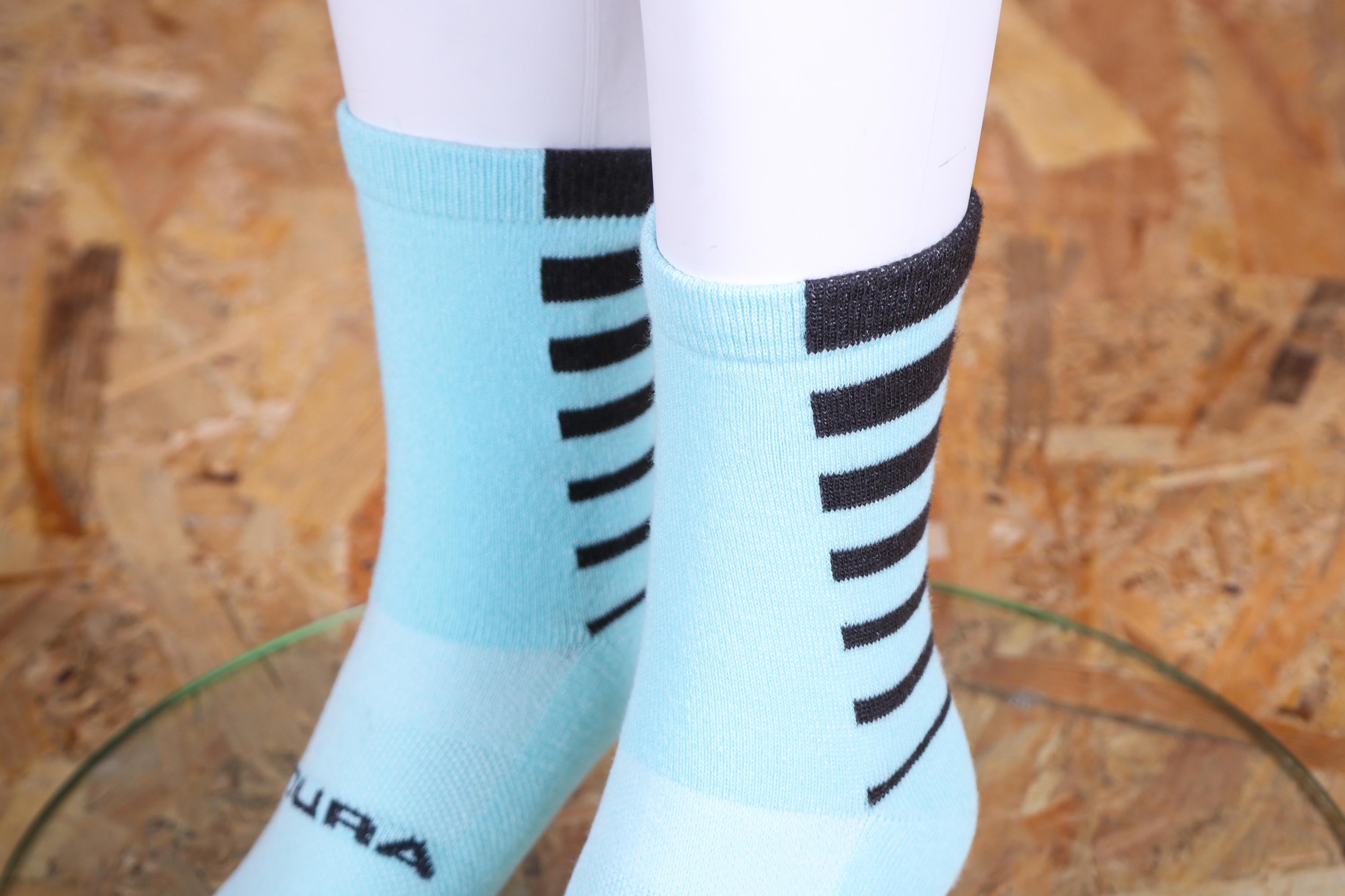 Review Endura Womens Coolmax Stripe Socks Twin Pack Roadcc 4914