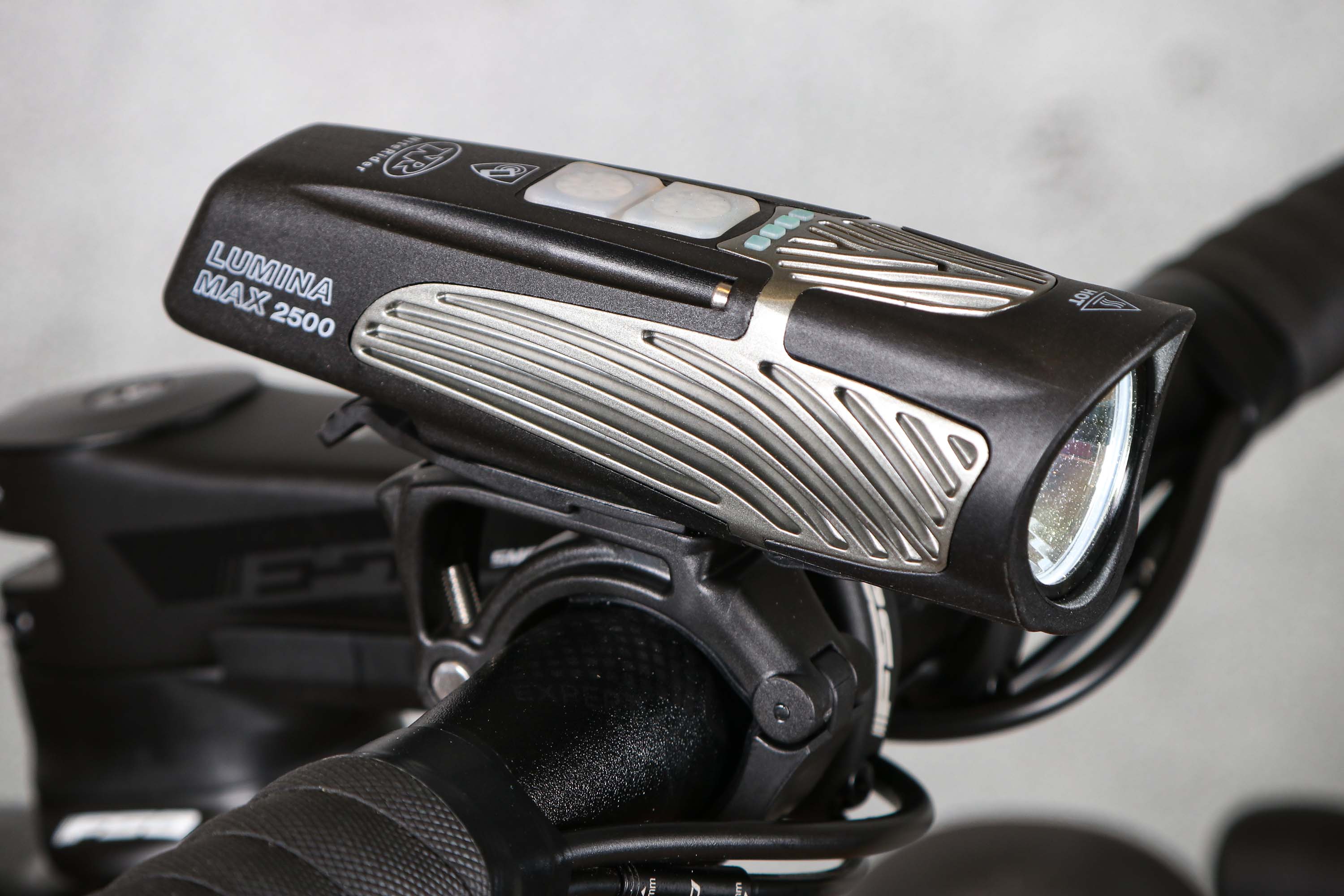 Review: NiteRider Lumina Max 2500 with NiteLink 