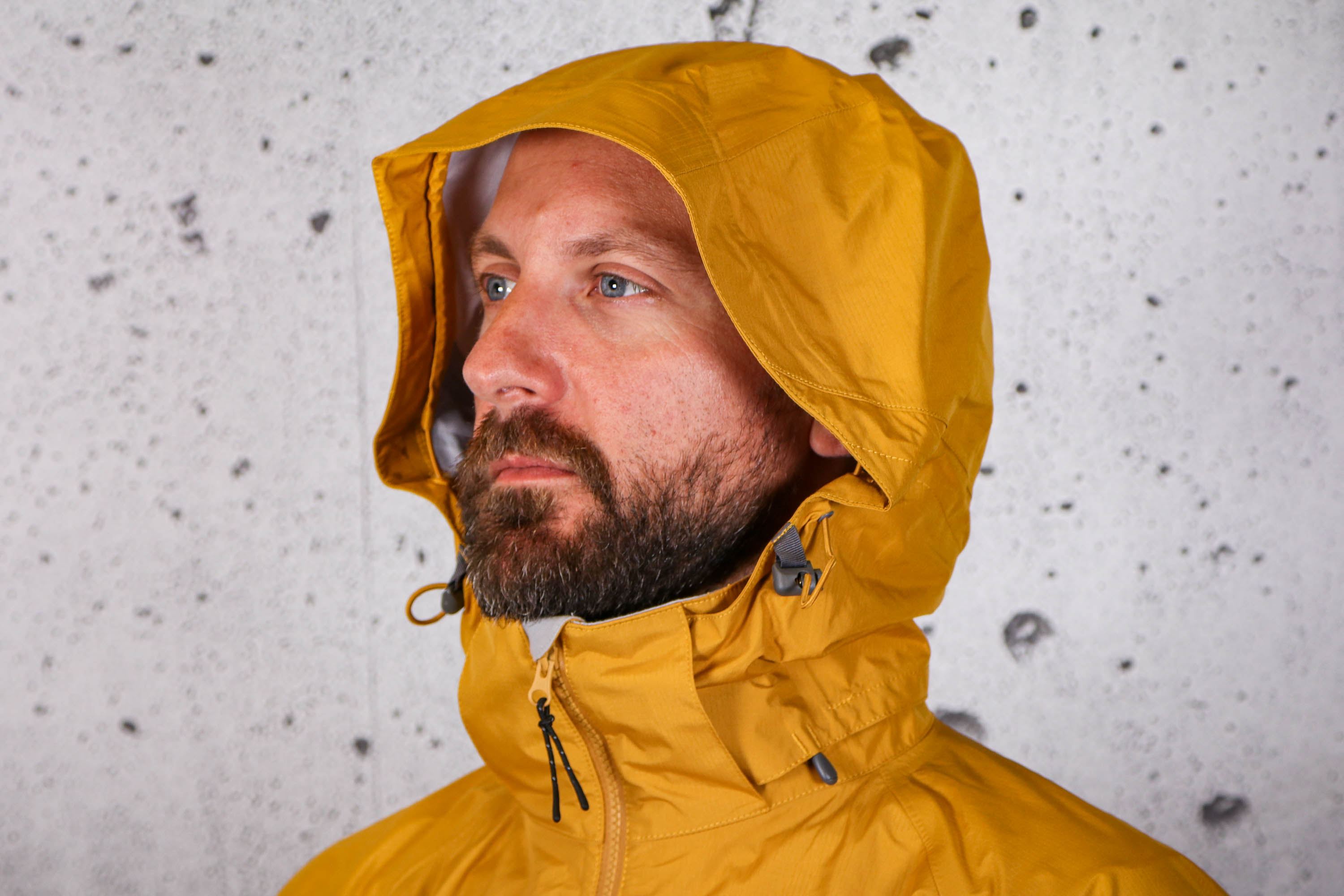 Review Showers Pass Men’s EcoLyte Elite Jacket road.cc