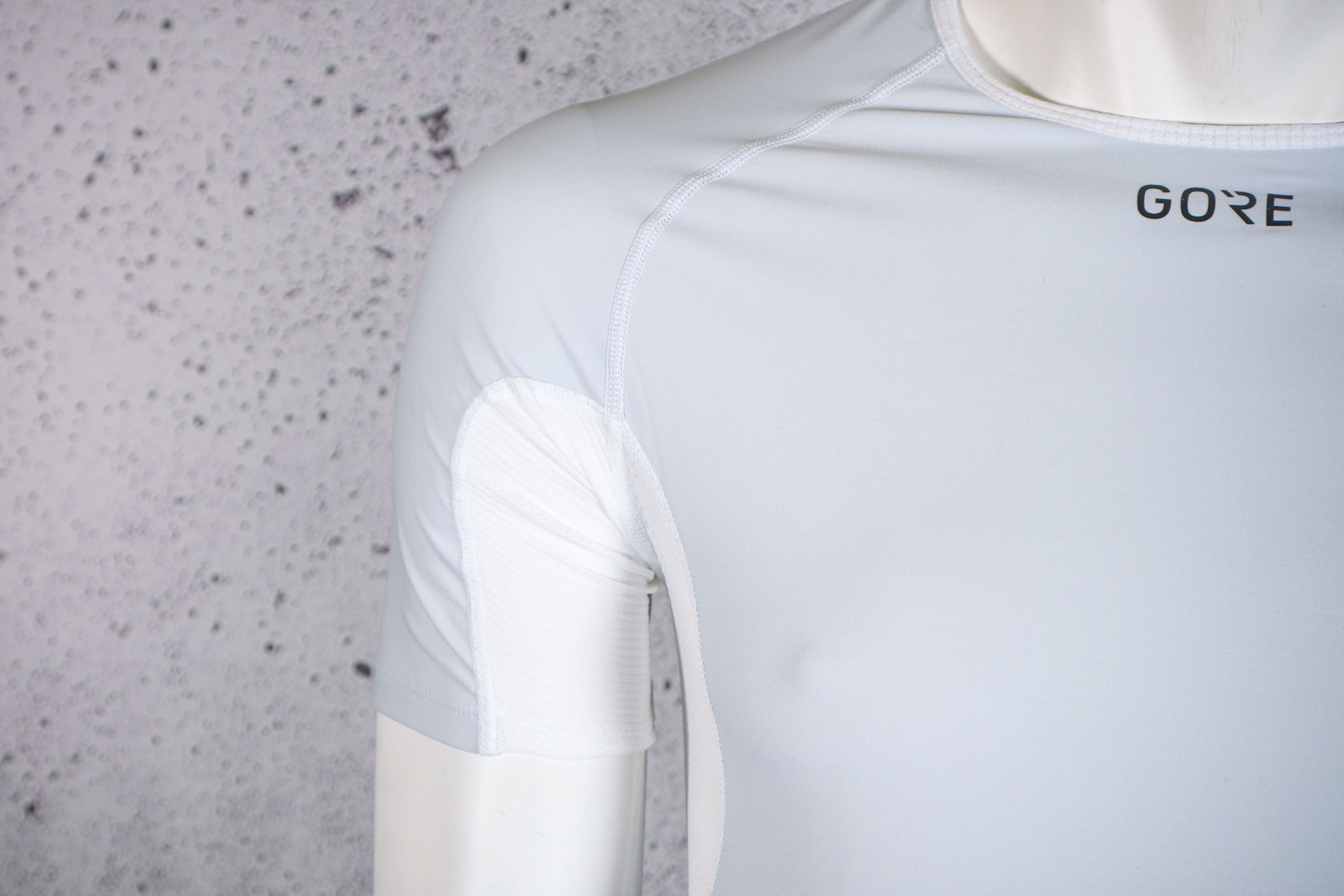 Review: Gorewear M Gore Windstopper Baselayer Shirt Short Sleeve | road.cc