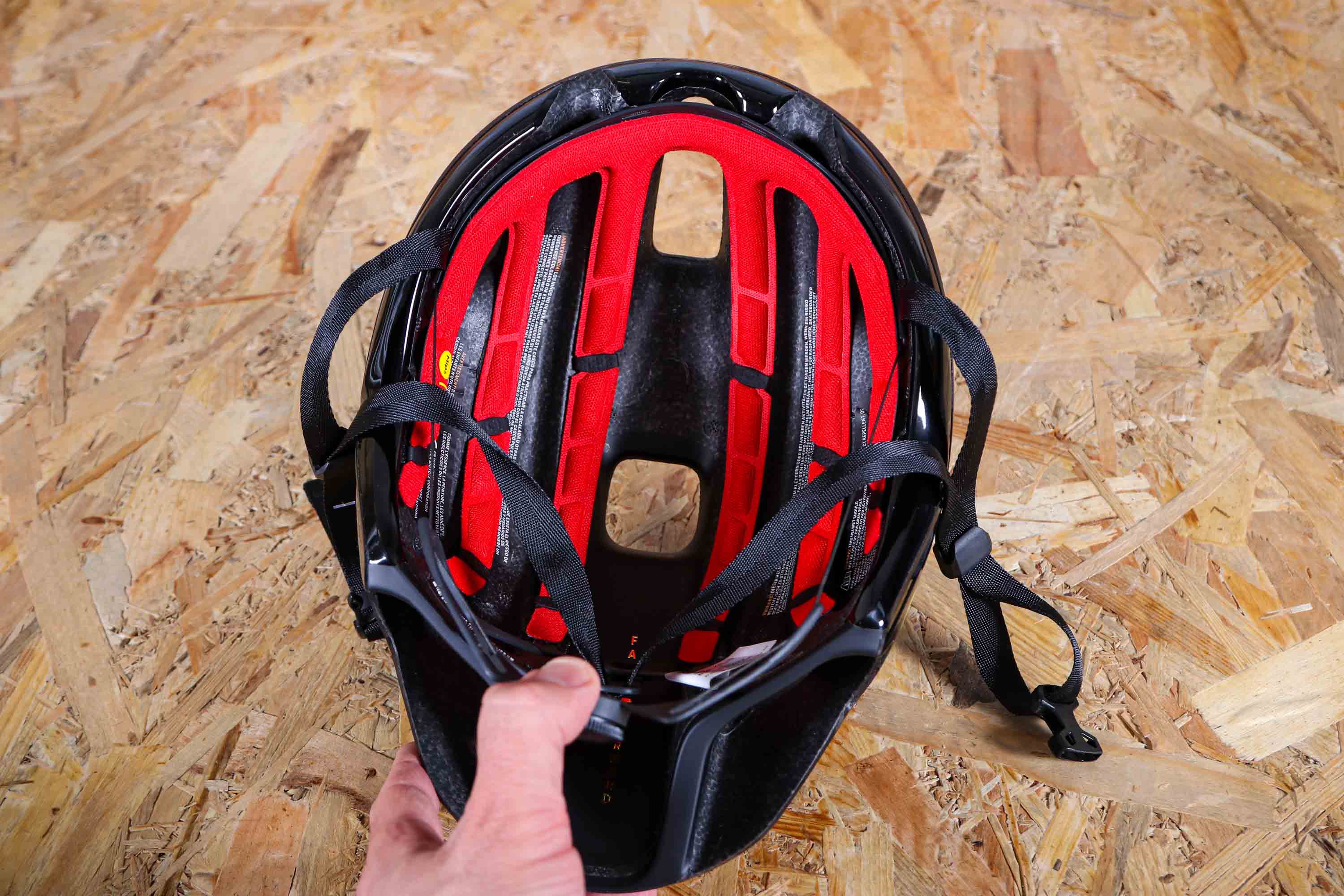 Review: Trek Ballista Mips helmet | road.cc