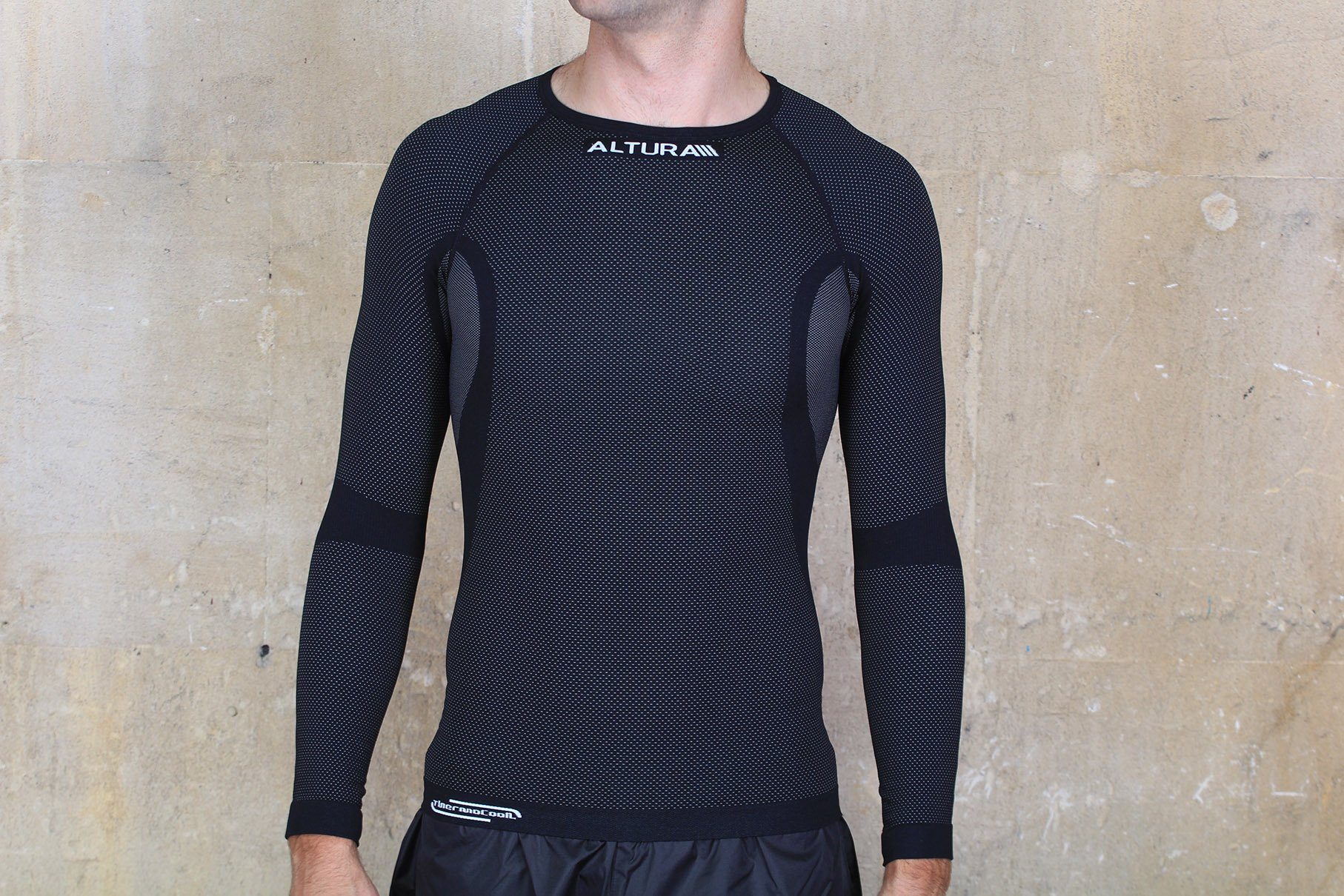 altura thermocool short sleeve base layer