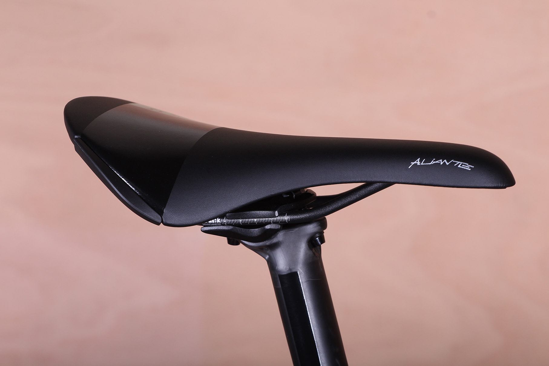 bianchi infinito cv seatpost