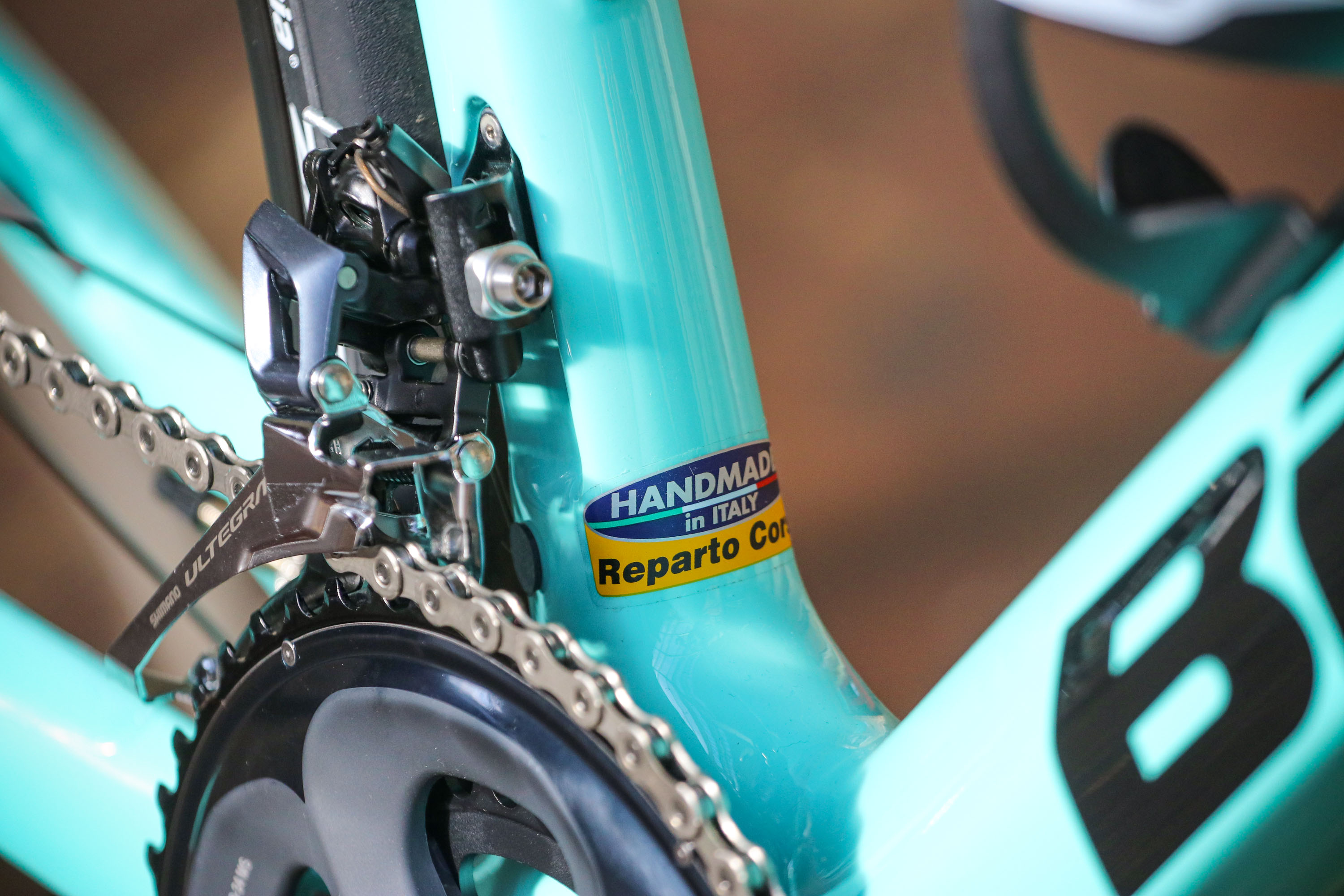 bianchi infinito xe ultegra disc weight