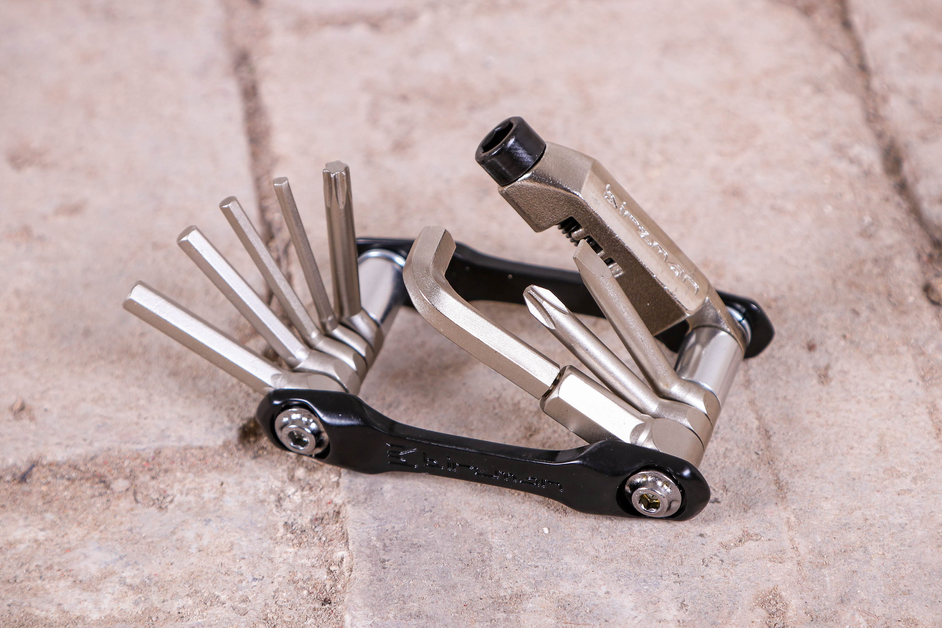 multi tool with chain tool