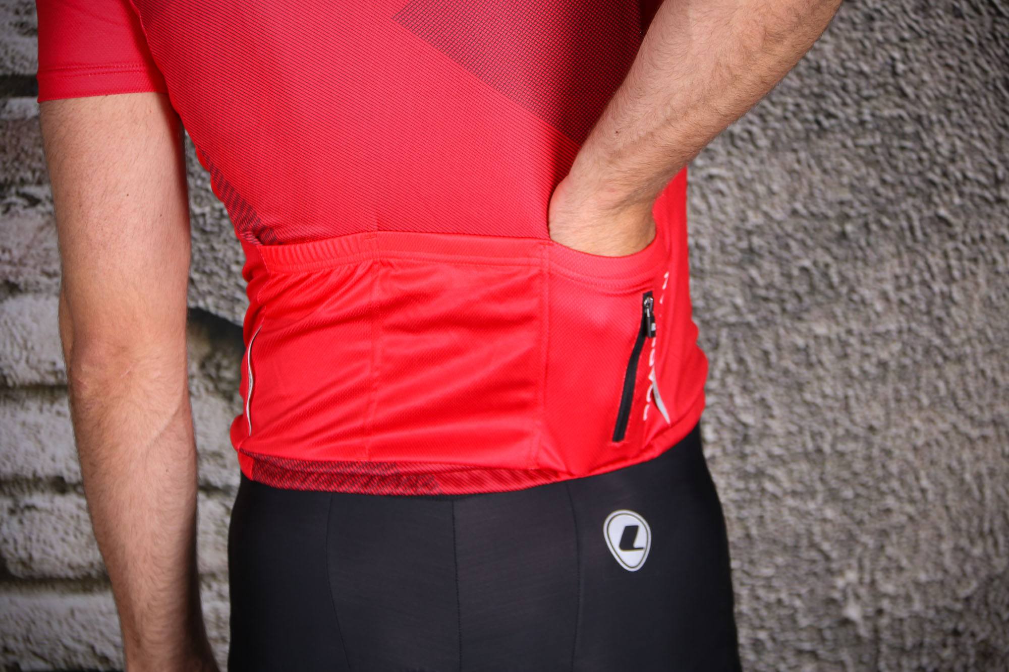 relaxed cycling jersey