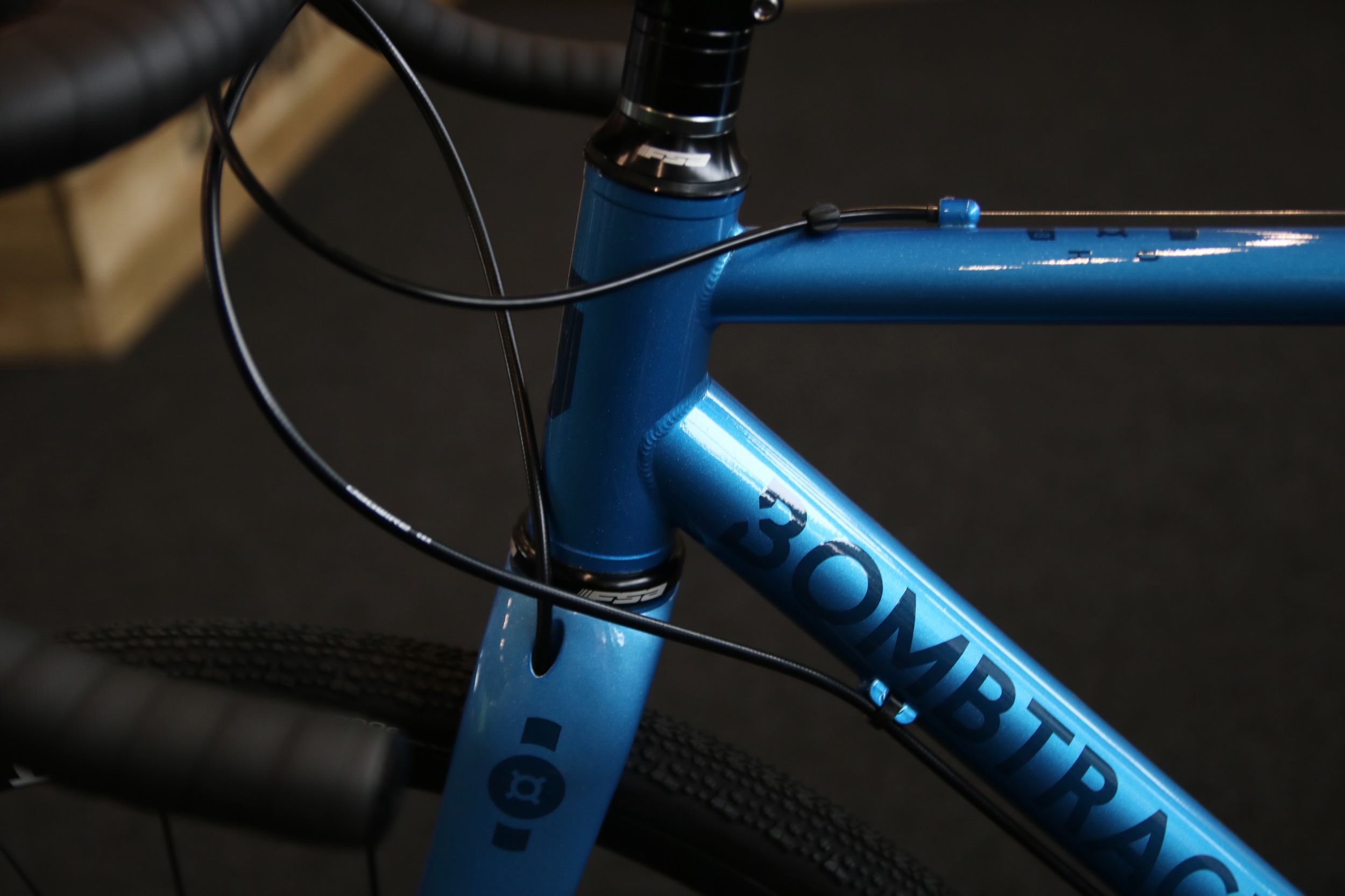 bombtrack hook 1 review