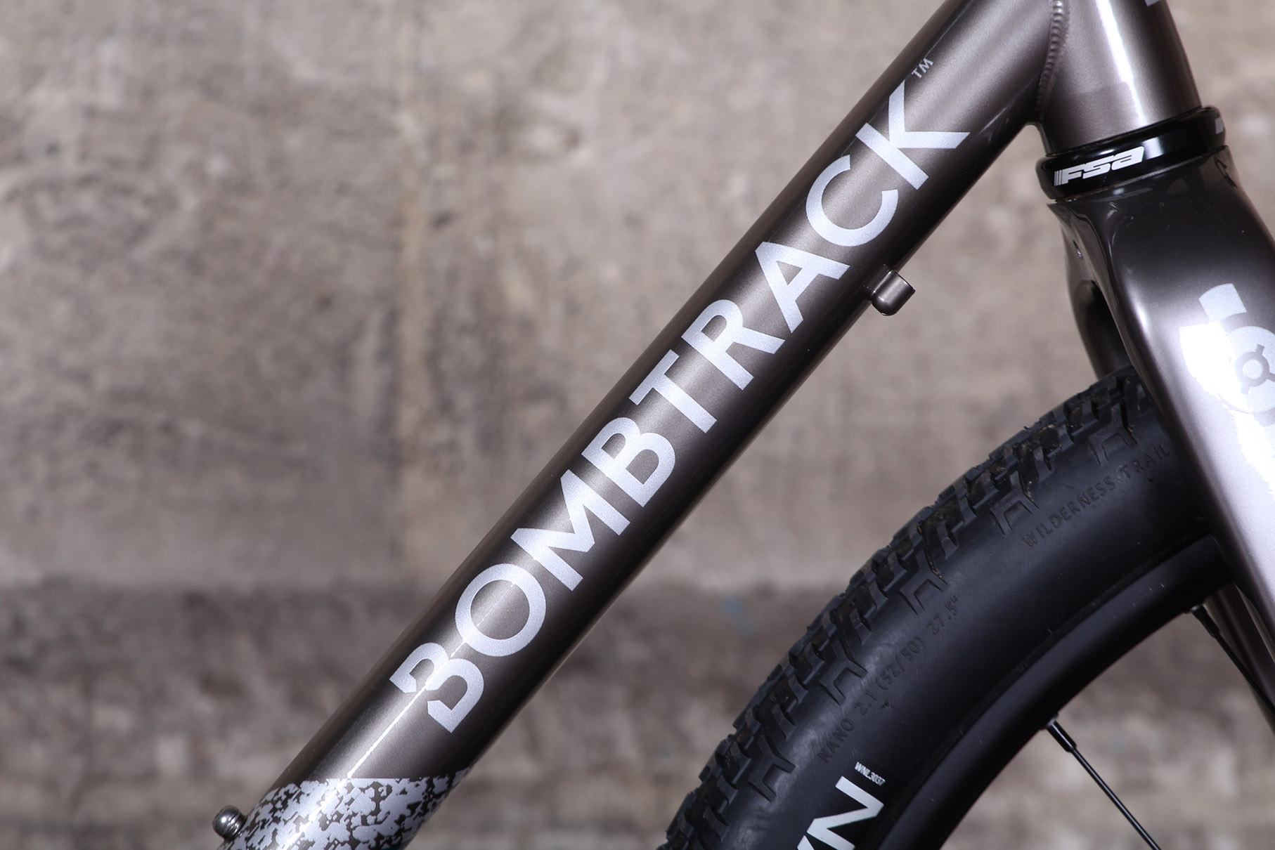 bombtrack hook 1 2018