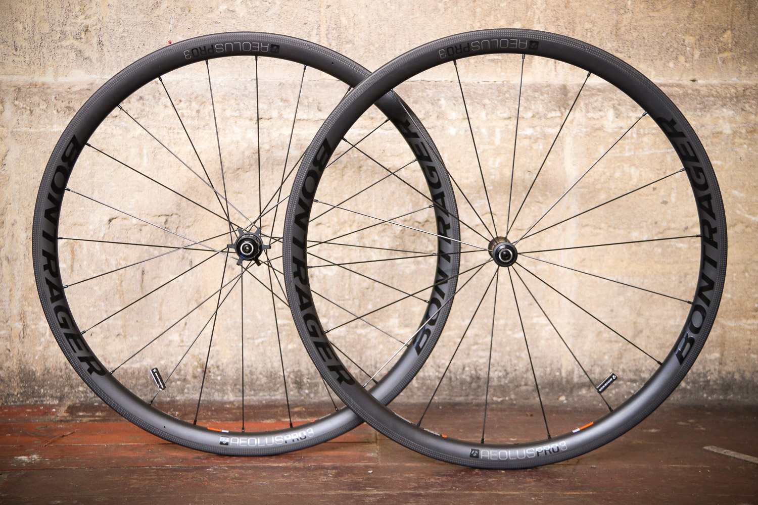 bontrager aeolus pro 3 carbon wheels