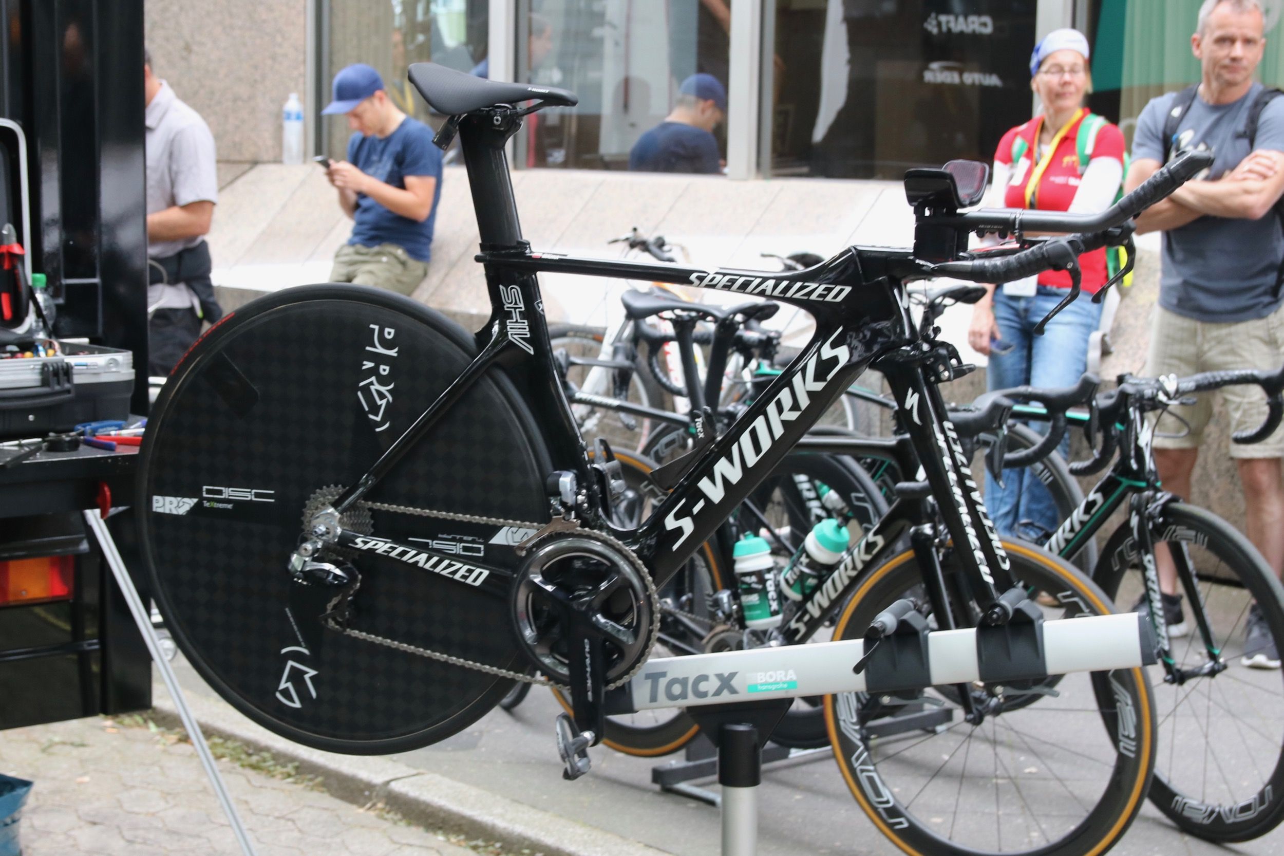 Tour Tech 2017: Time trial bikes - the bikes built for racing against ...