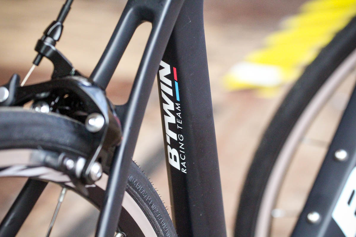 Review: Decathlon B’Twin Ultra 900 CF 105 | Road.cc