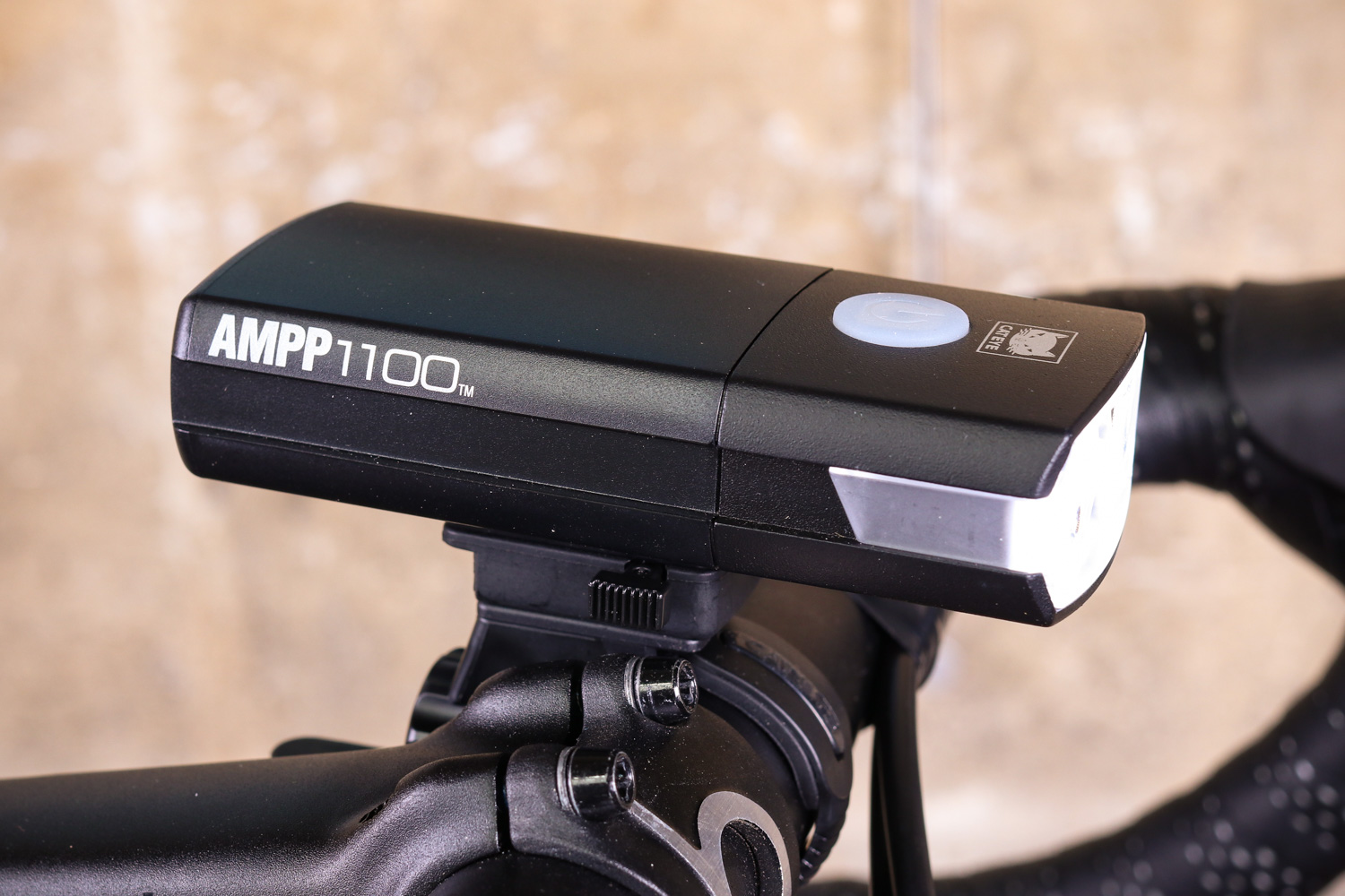 Review: Cateye AMPP 1100 front light  road.cc