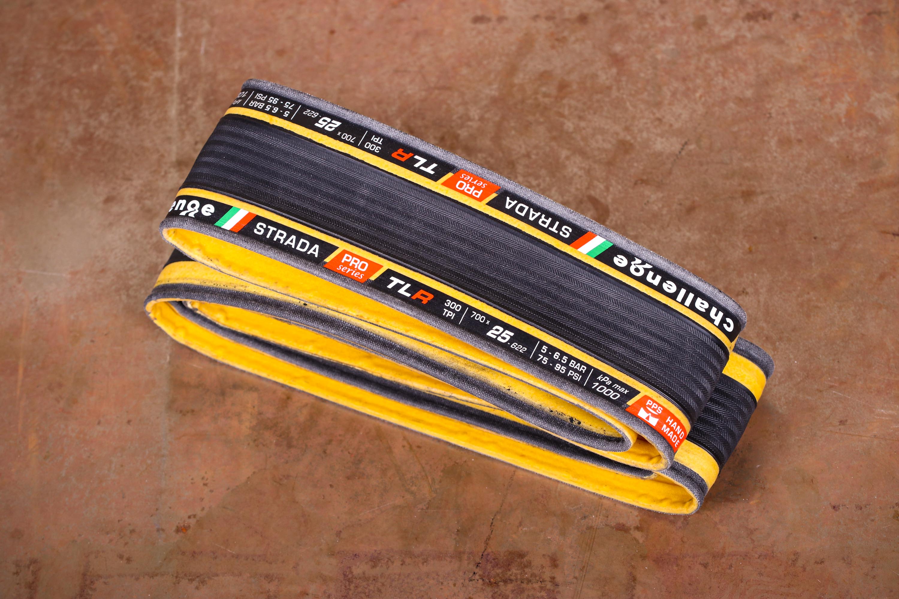 700 x 25 Challenge Strada Pro Tire Clincher Black//Tan Folding Handmade