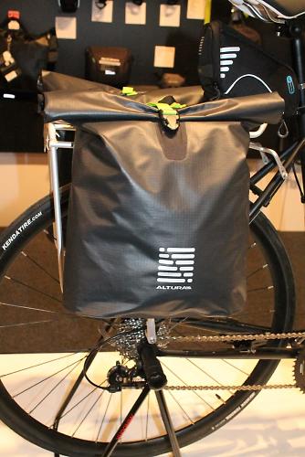 altura ultralite packable panniers off 