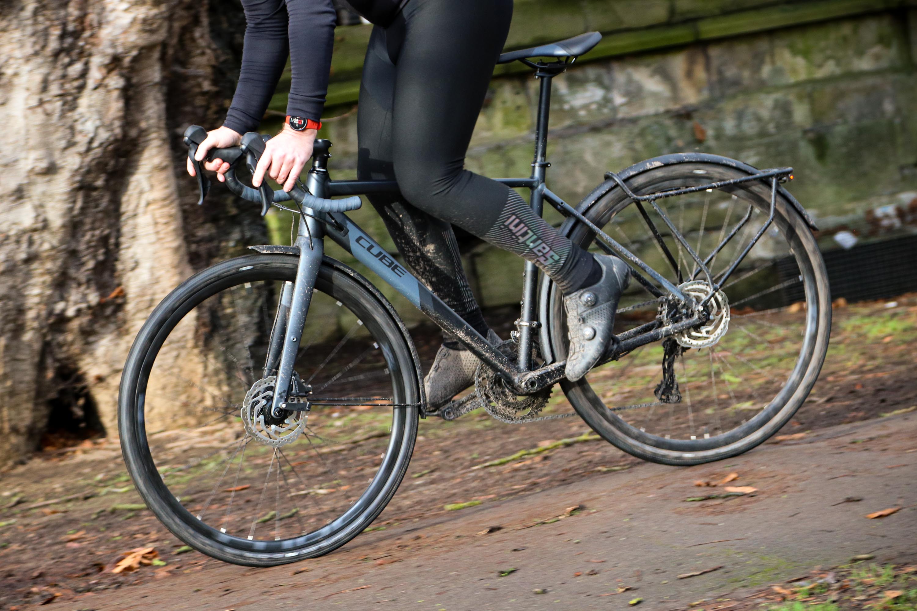 cube gravel bike