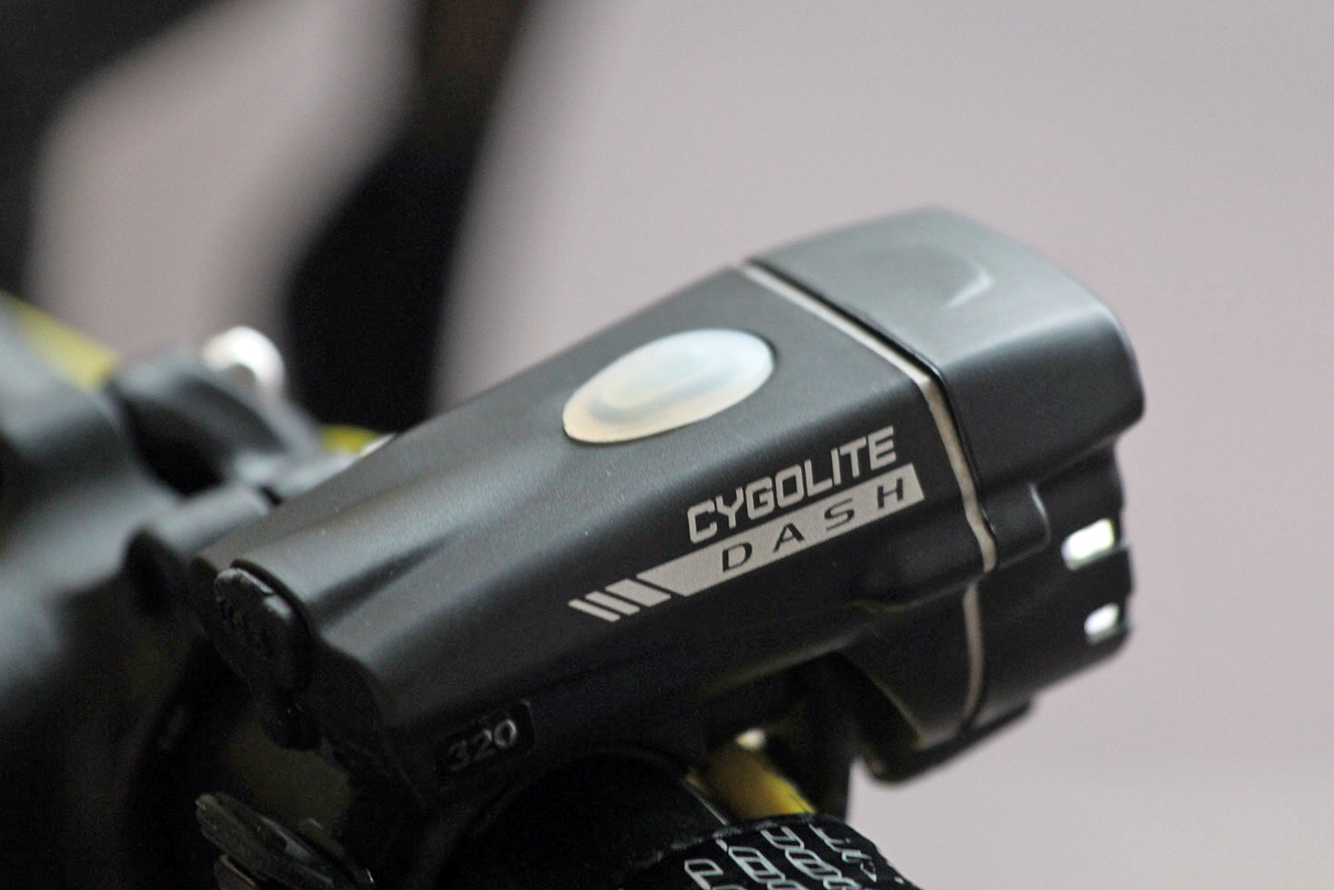 Review: Cygolite Dash 320 USB | road.cc