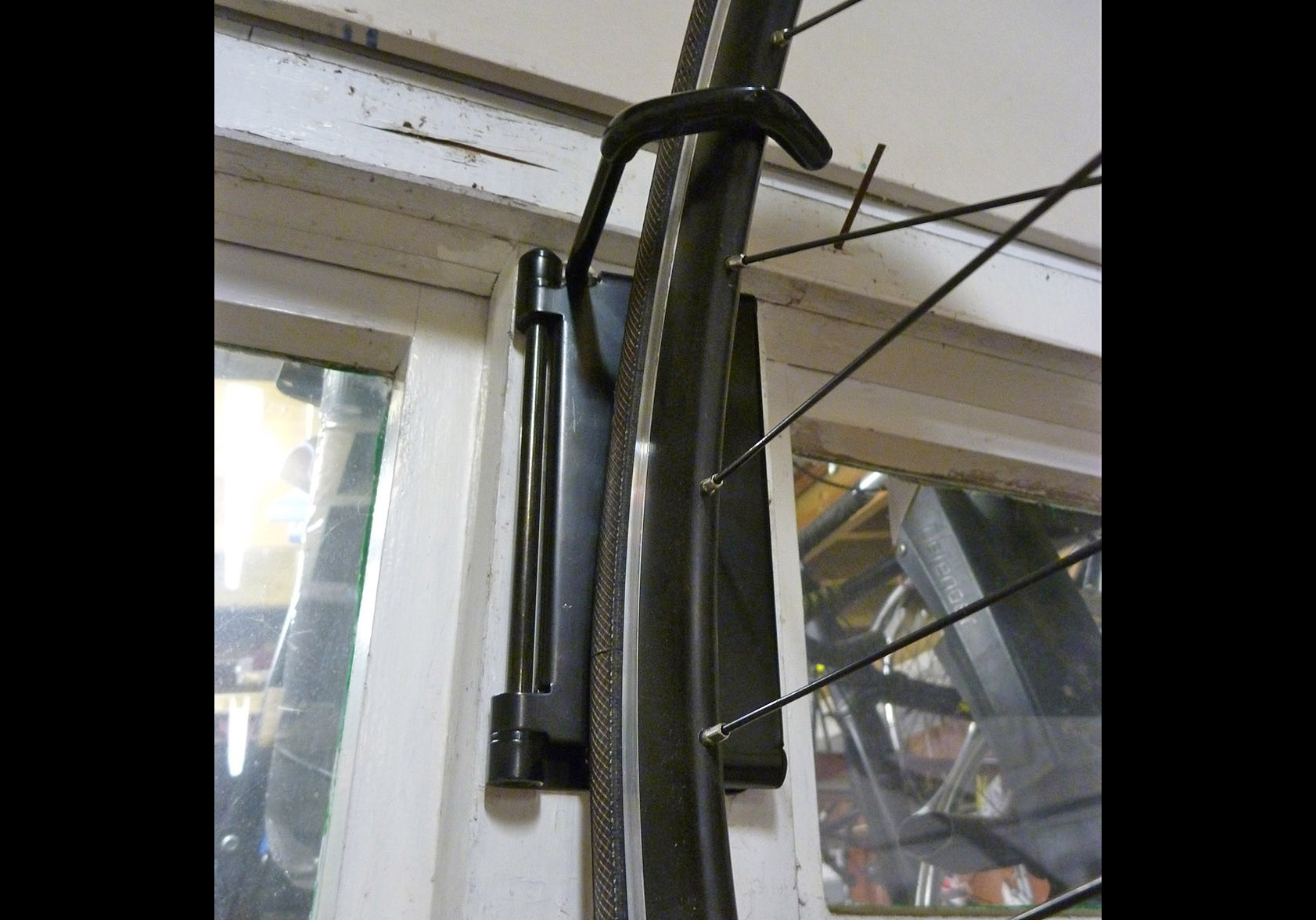 velo hinge wall rack