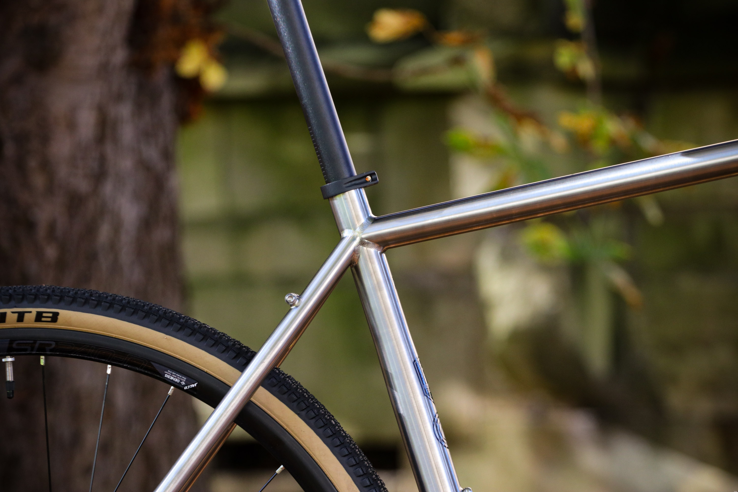 genesis titanium frame