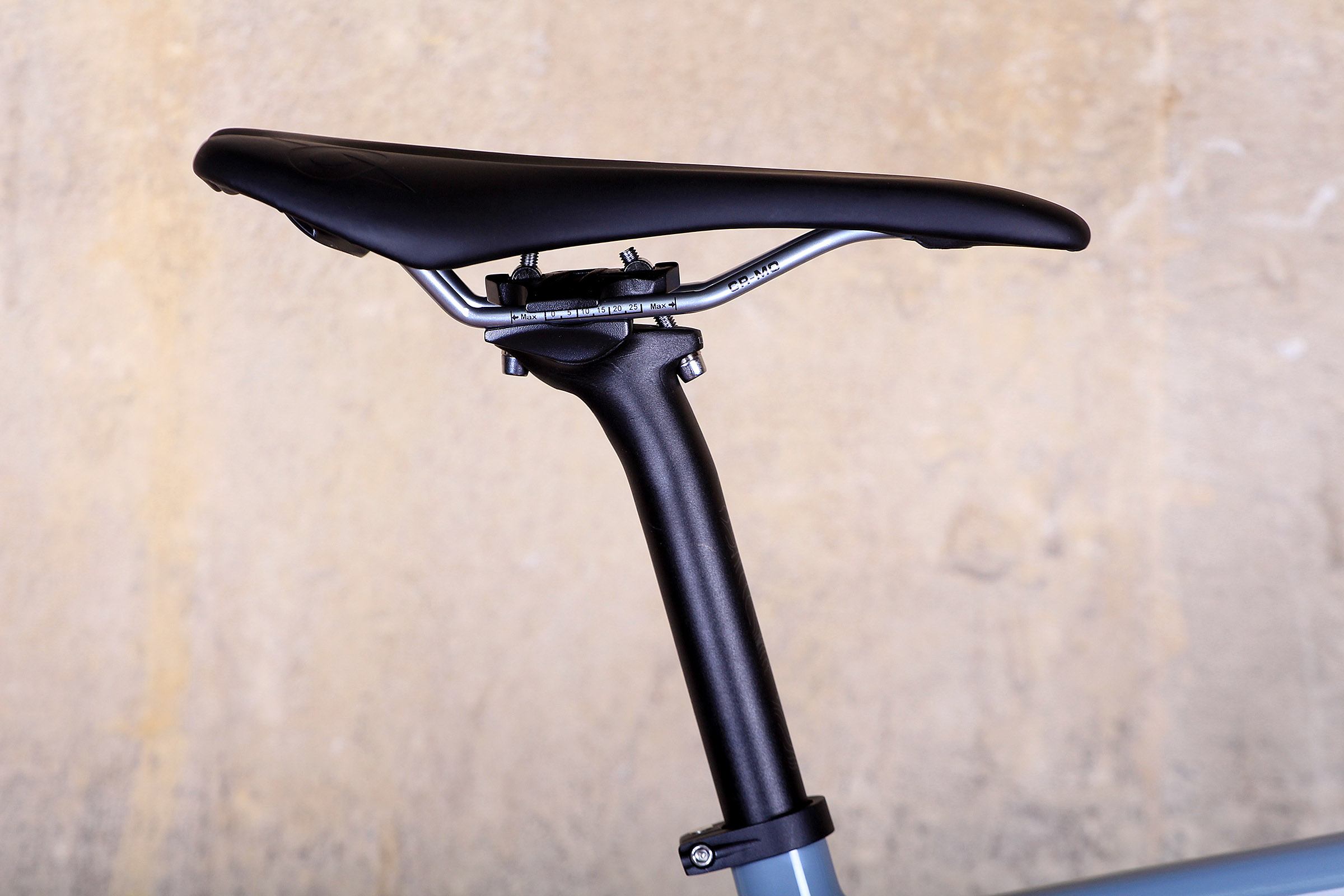 genesis road comfort saddle