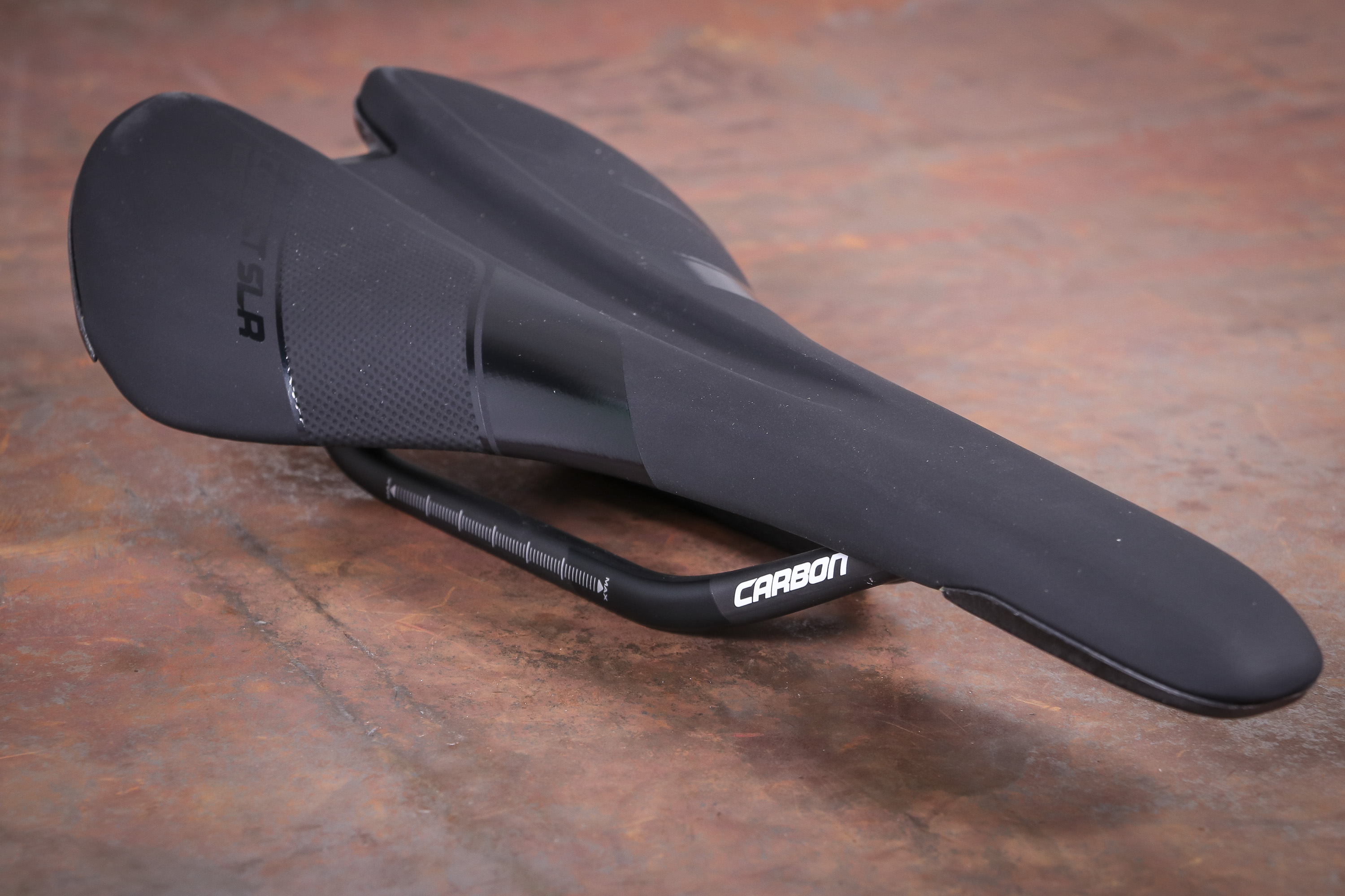 giant connect forward saddle