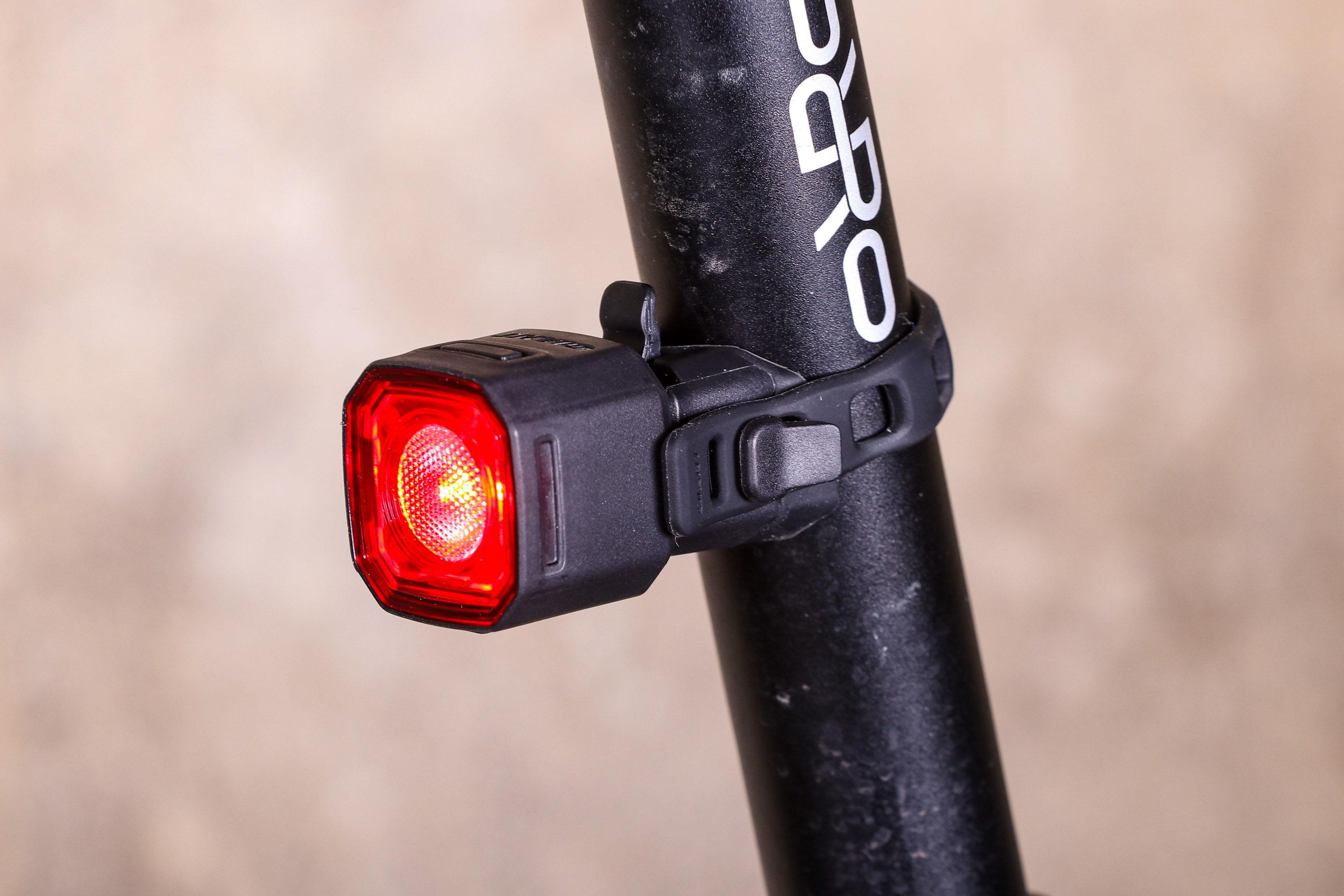 giant recon tl 100 rear light