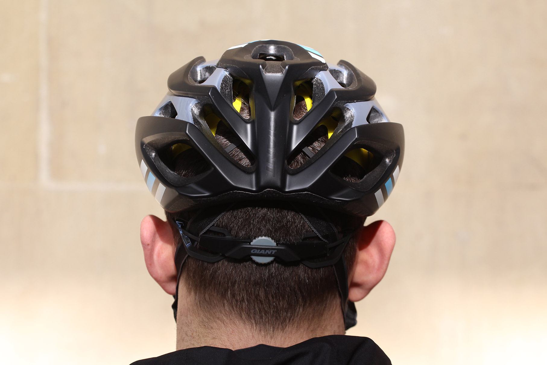 giant rev road helmet