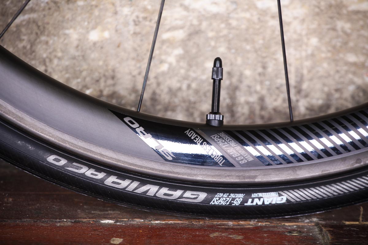 giant tubeless wheels