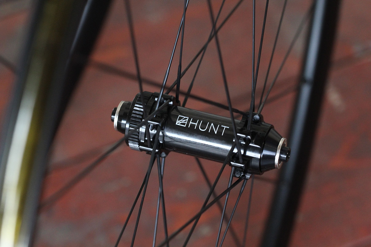 hunt aero light wheelset