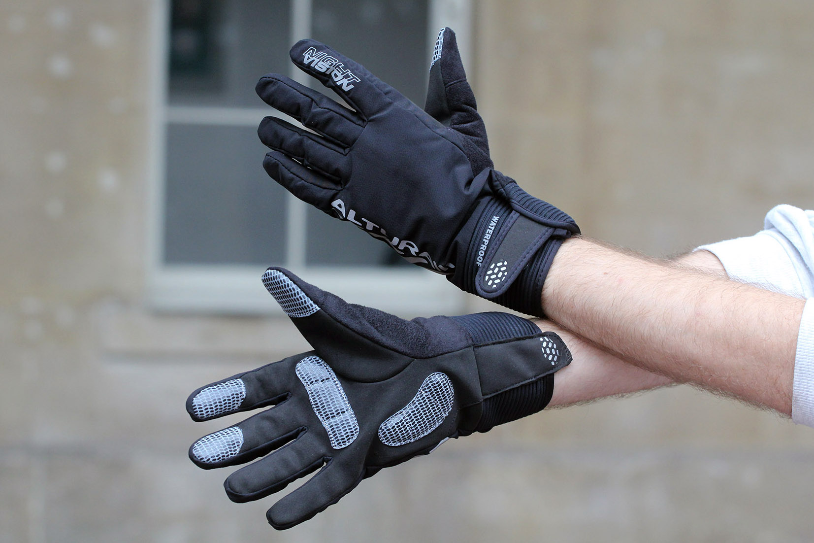 altura bike gloves