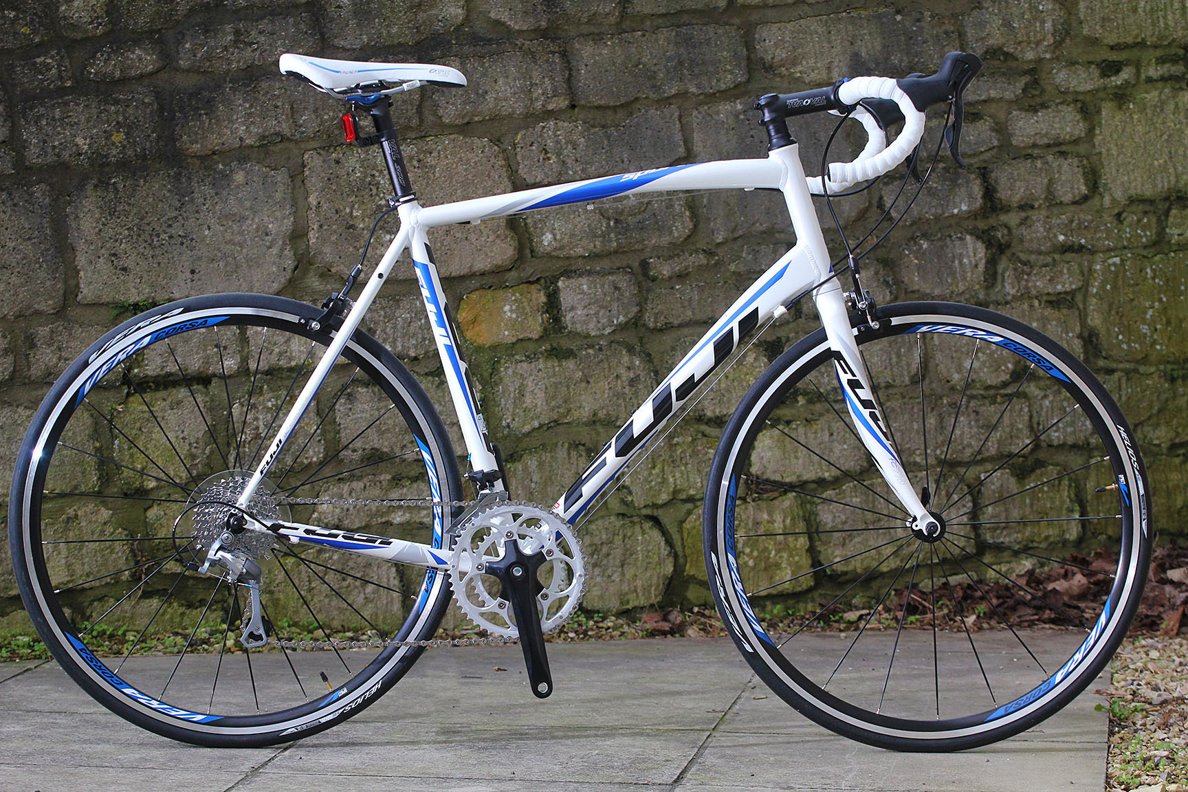 fuji 58cm road bike