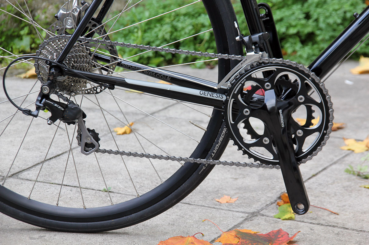 Review: Genesis Equilibrium Disc road bike | road.cc