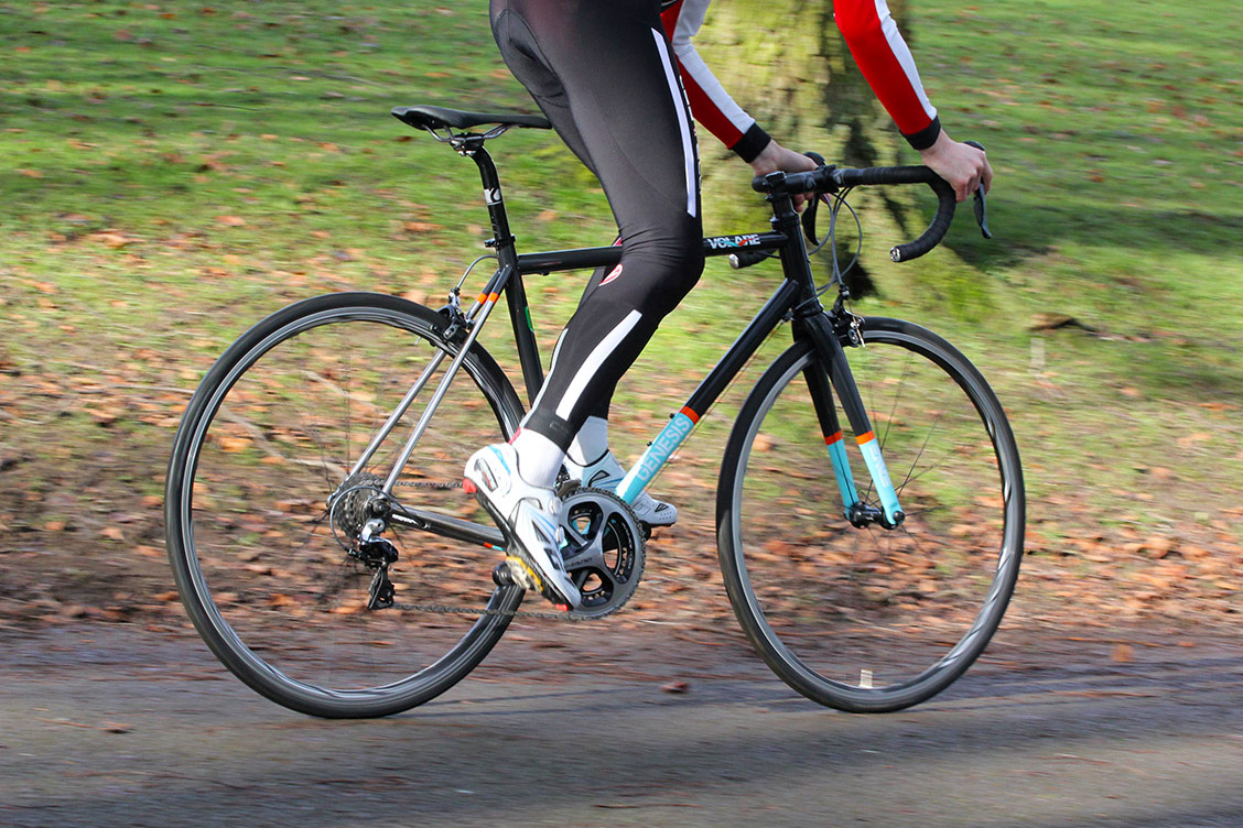 genesis g700 road bike