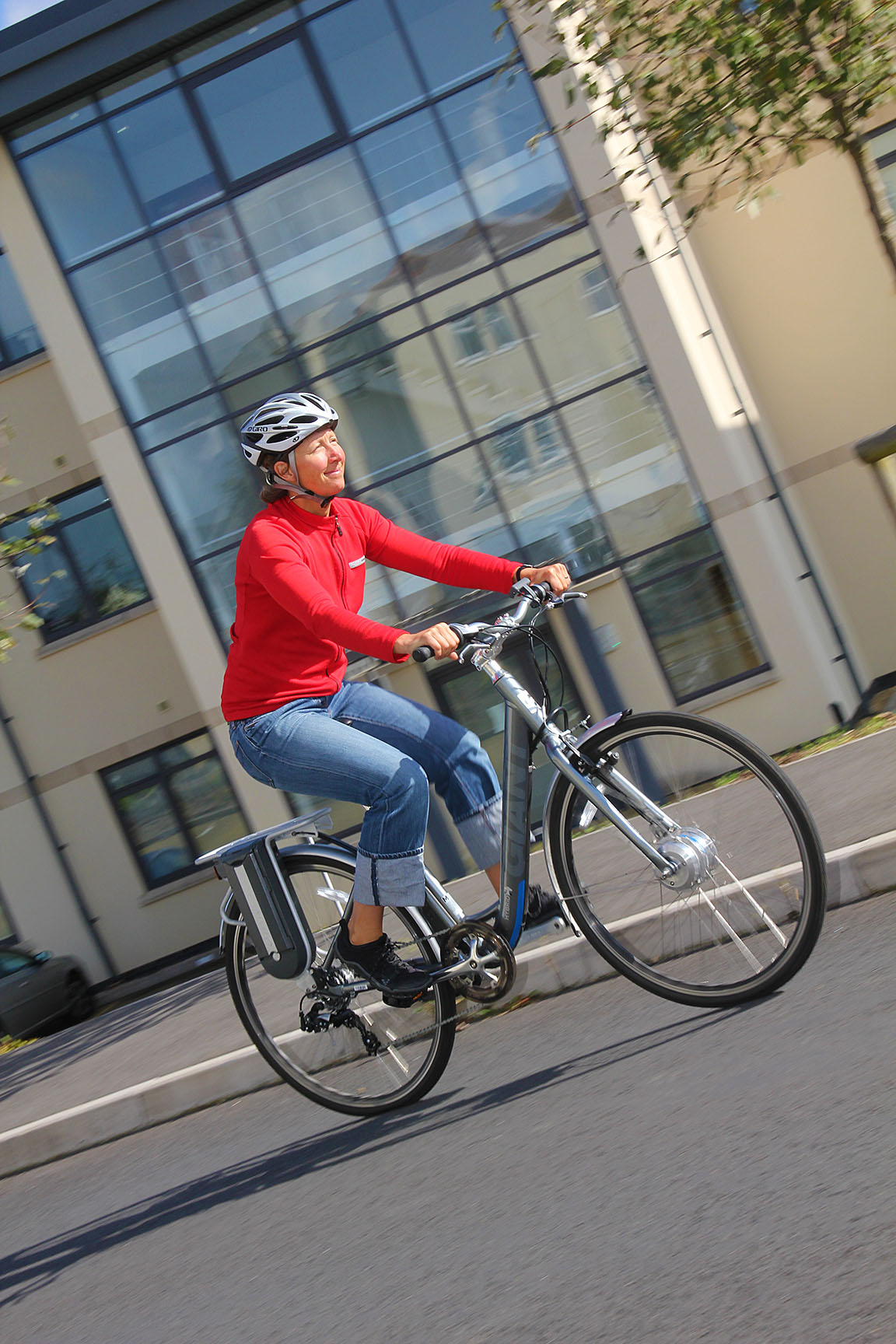 giant electric ladies bike