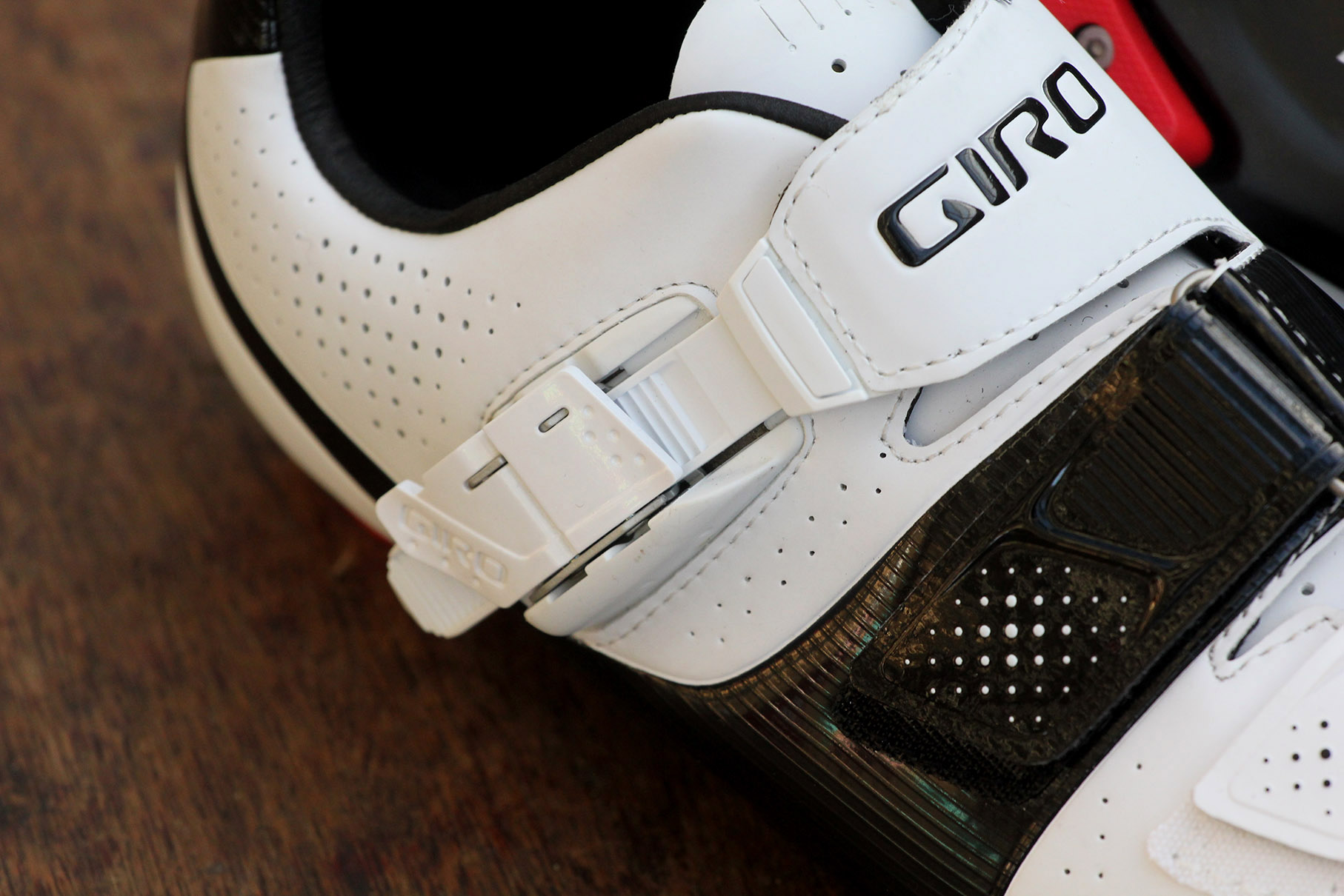 Details about   Giro Factor ACC Road Cycling Bike Shoes Mens Size 41 8 White Black EC90 Carbon 