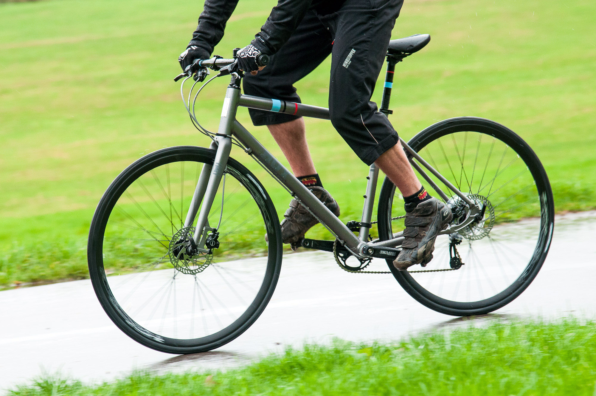 lightweight water bottle cage