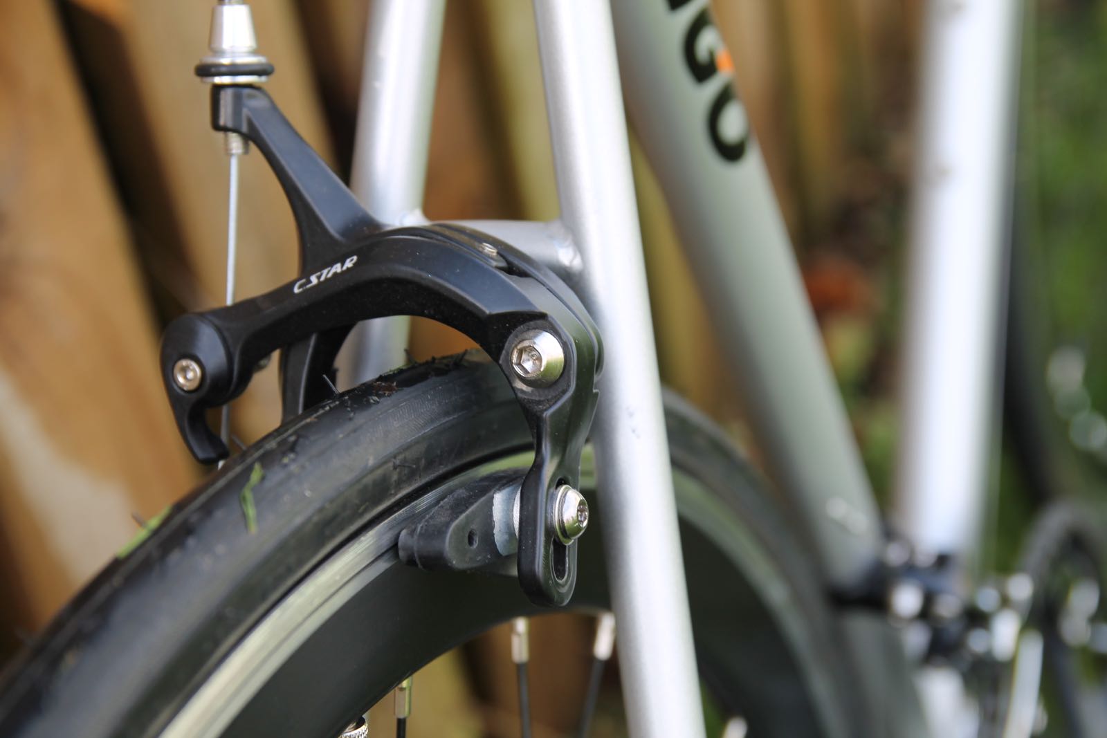 Mango Bikes Launch £399 Black Series 18-speed Road Bike 