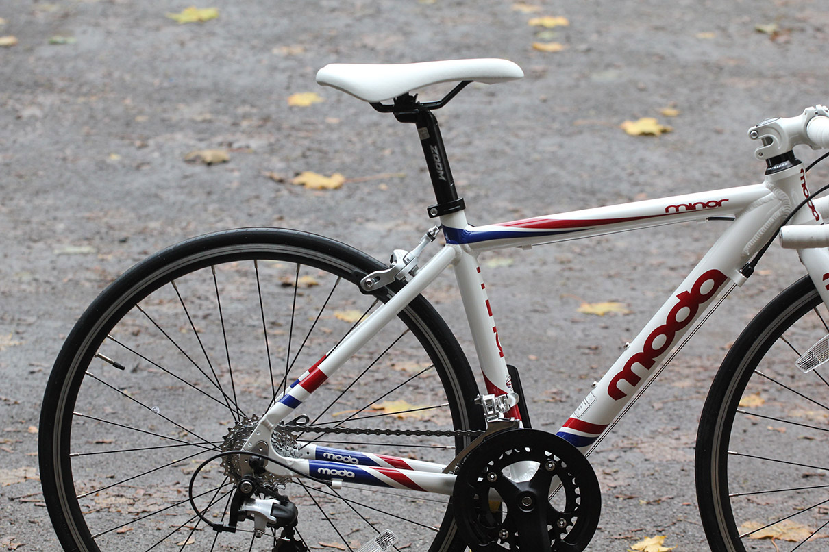 moda 24 inch road bike