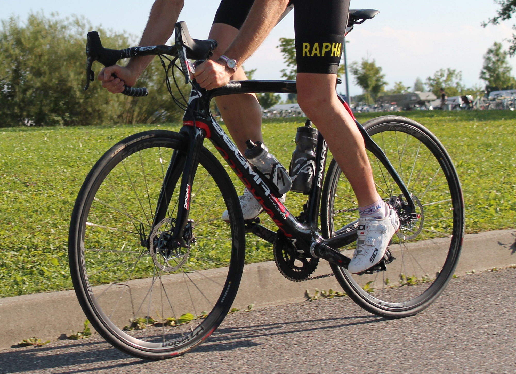 First Ride: the new Pinarello Dogma 65.1 Hydro +Video | road.cc